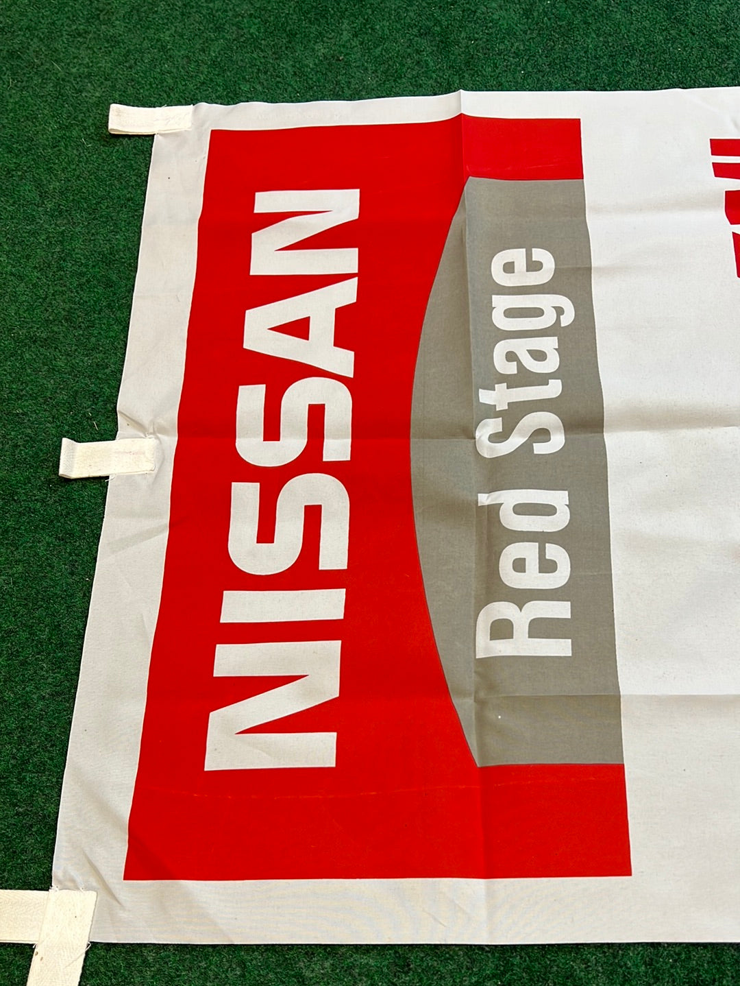 Nissan Red Stage - Bassara J Splend Van Nissan Dealer Nobori Banner