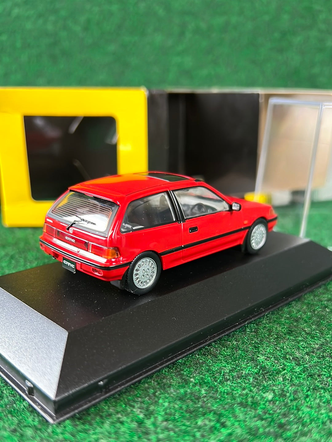 First:43 Models - 1987 Honda Civic Hatchback - Red 1/43 Scale Diecast