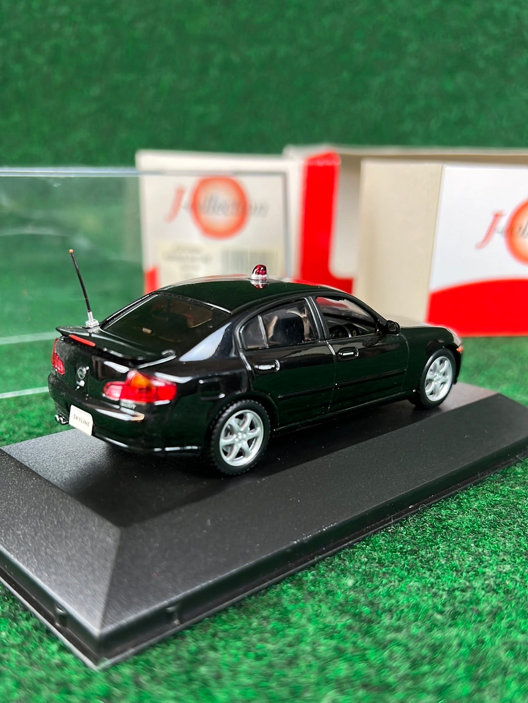 J-Collection (KYOSHO) Nissan Skyline 300GT (Infiniti G35) Modified 1/43 Scale Diecast