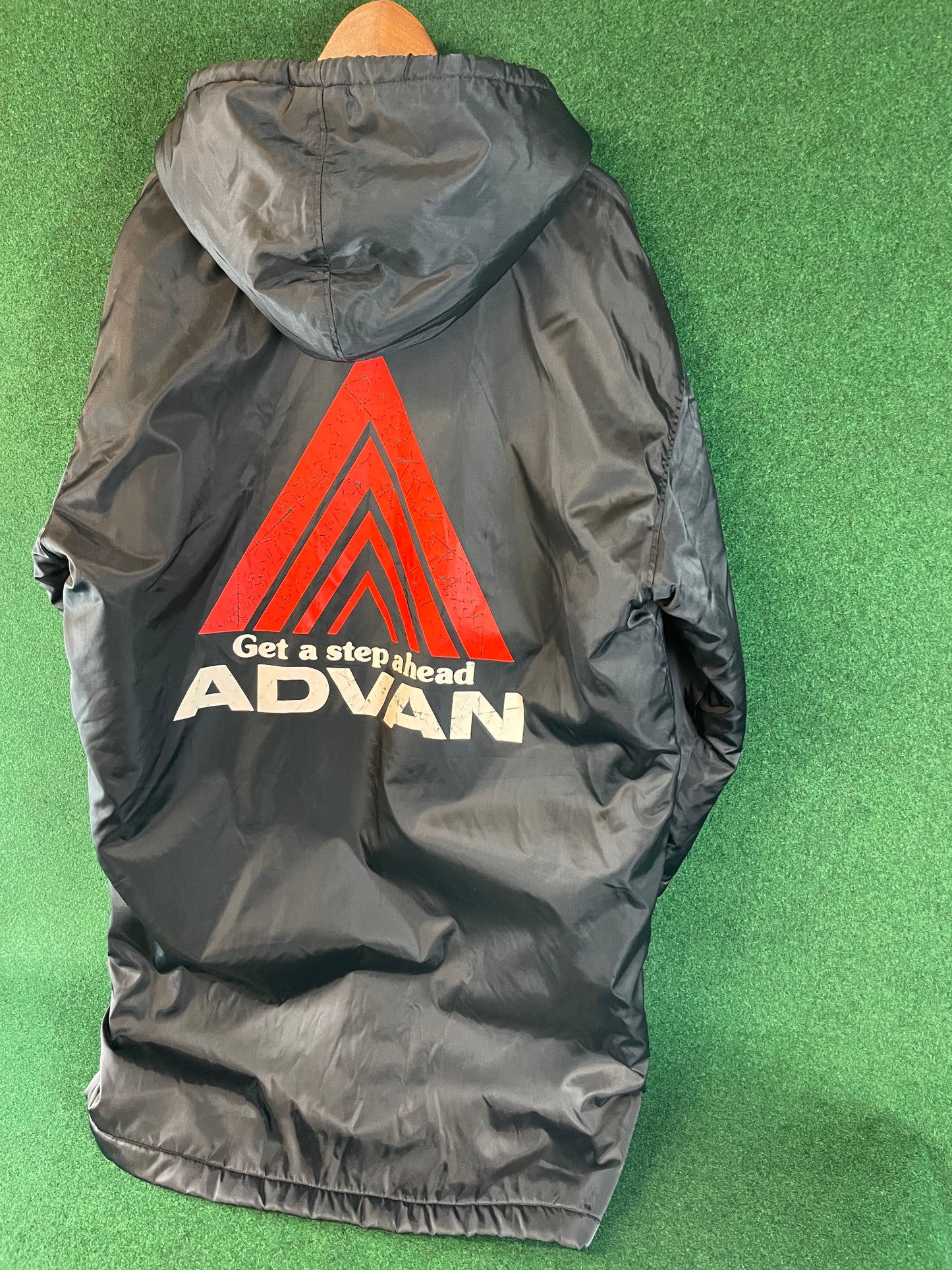 ADVAN - Get a Step Ahead Vintage Black Insulated Bench Coat