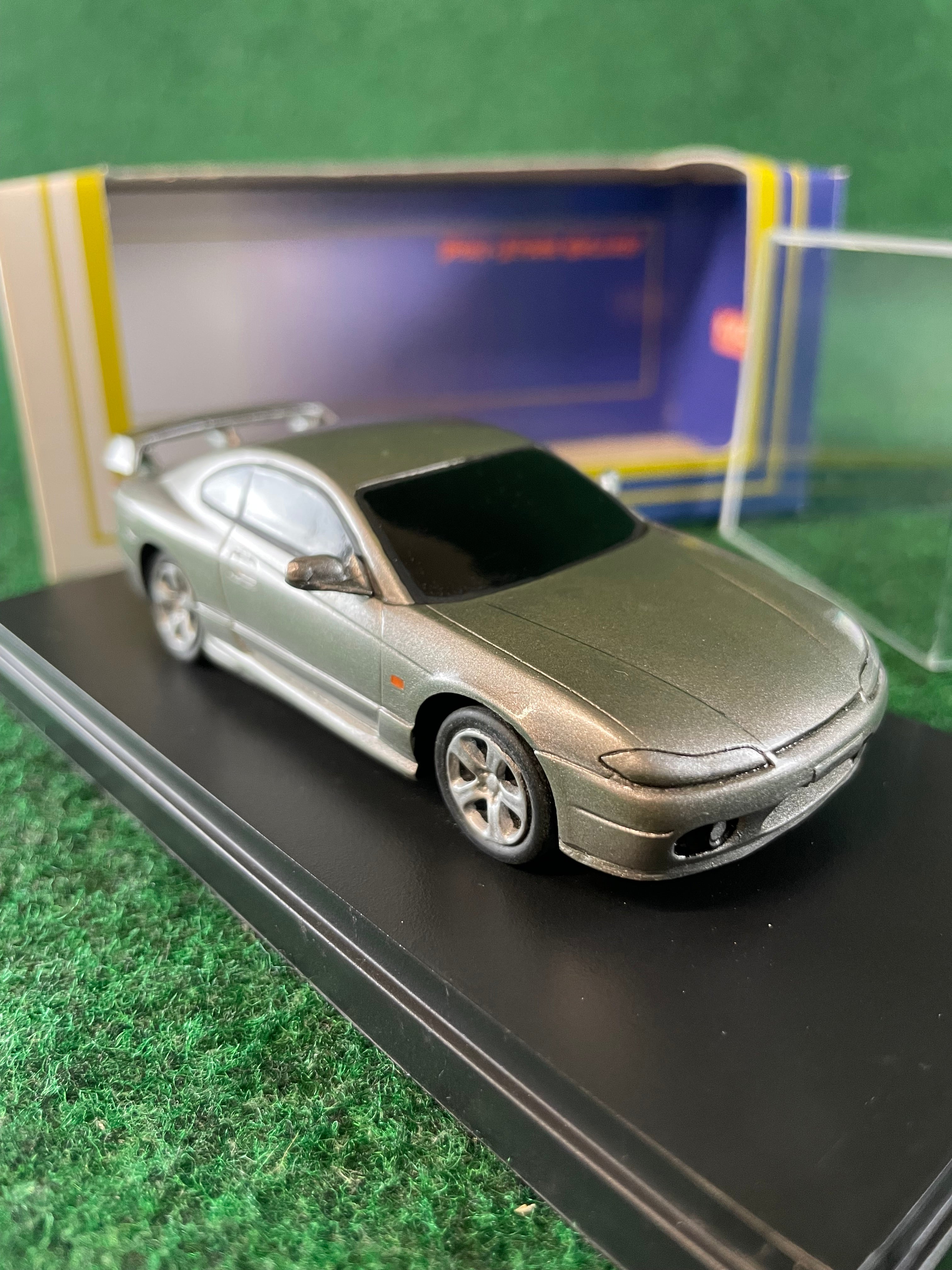 KYOSHO Poly-Stone Gallery Nissan Silvia S15 (Grey) 1/43 Scale
