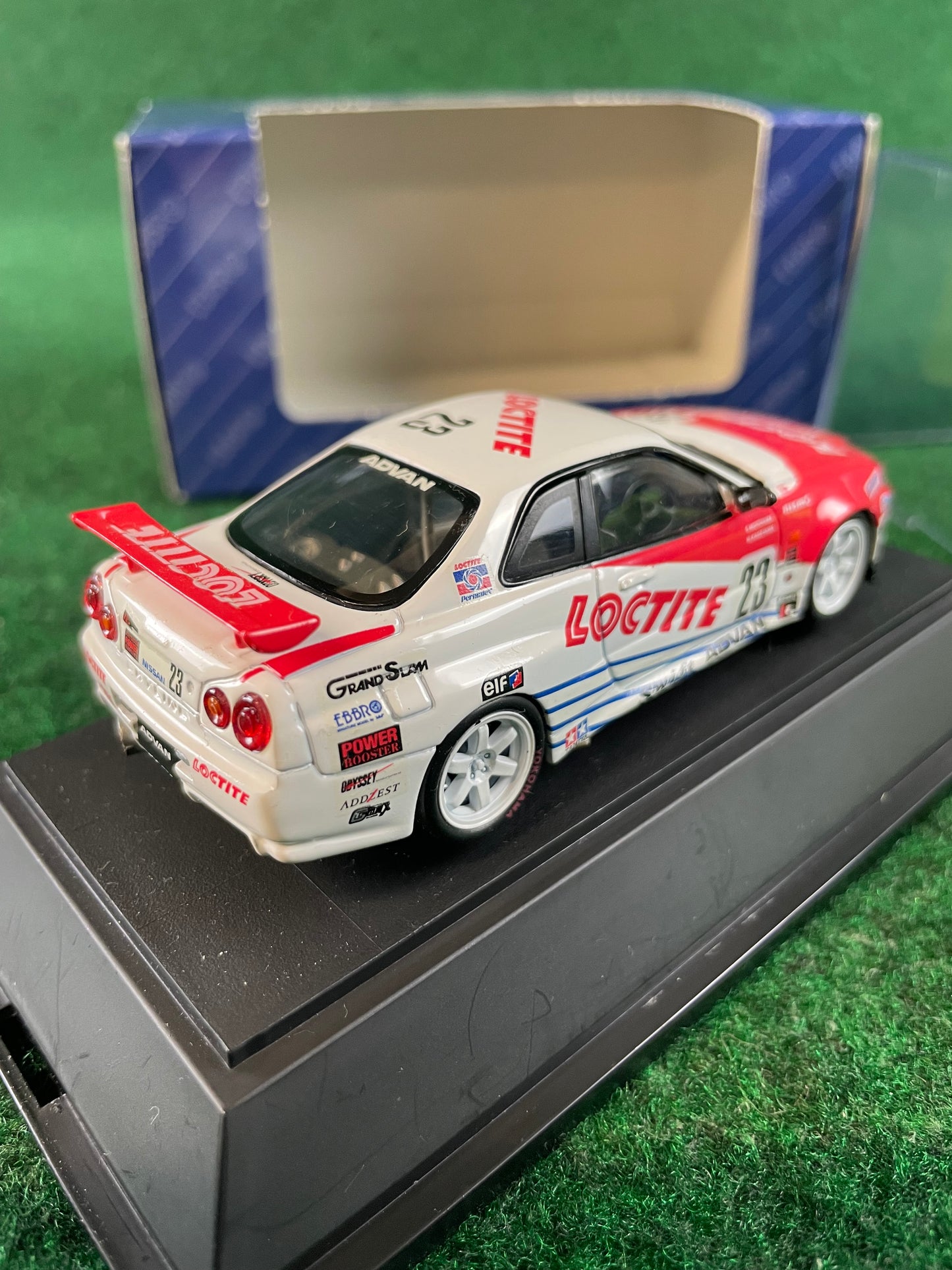 EBBRO - Super Taikyu Loctite Nismo Nissan Skyline R34 GT-R 1/43 Scale Diecast