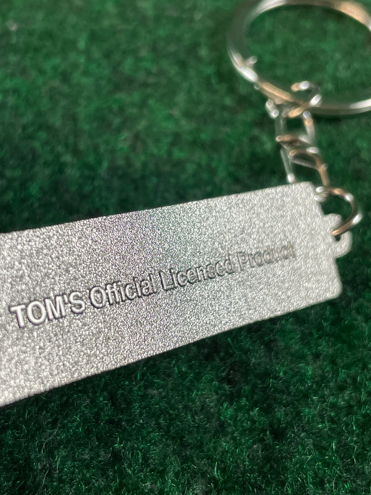 TOM'S Emblem Metal Keychain Collection - Black/White Letters