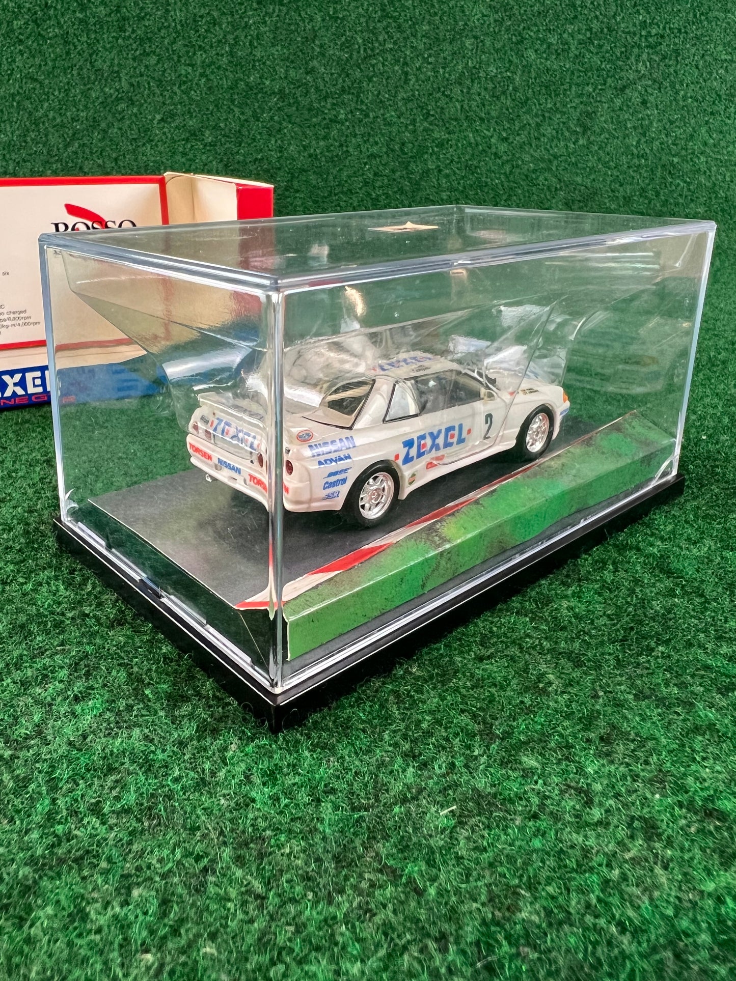 ROSSO - Zexel No. 2 Nissan Skyline R32 GT-R 1/43 Scale Model Car