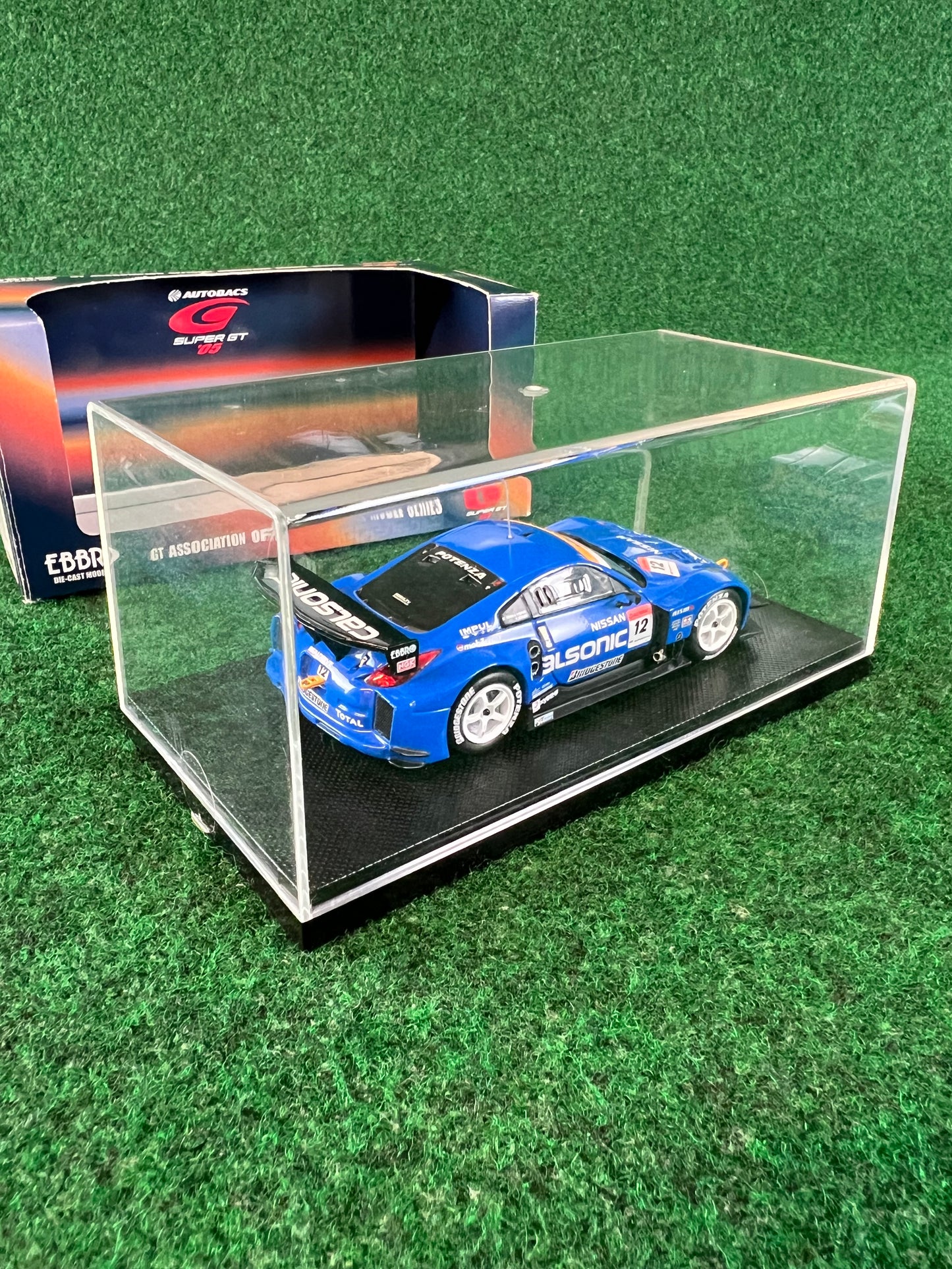 EBBRO - 2005 SuperGT Calsonic Nissan Fairlady Z 1/43 Scale Diecast