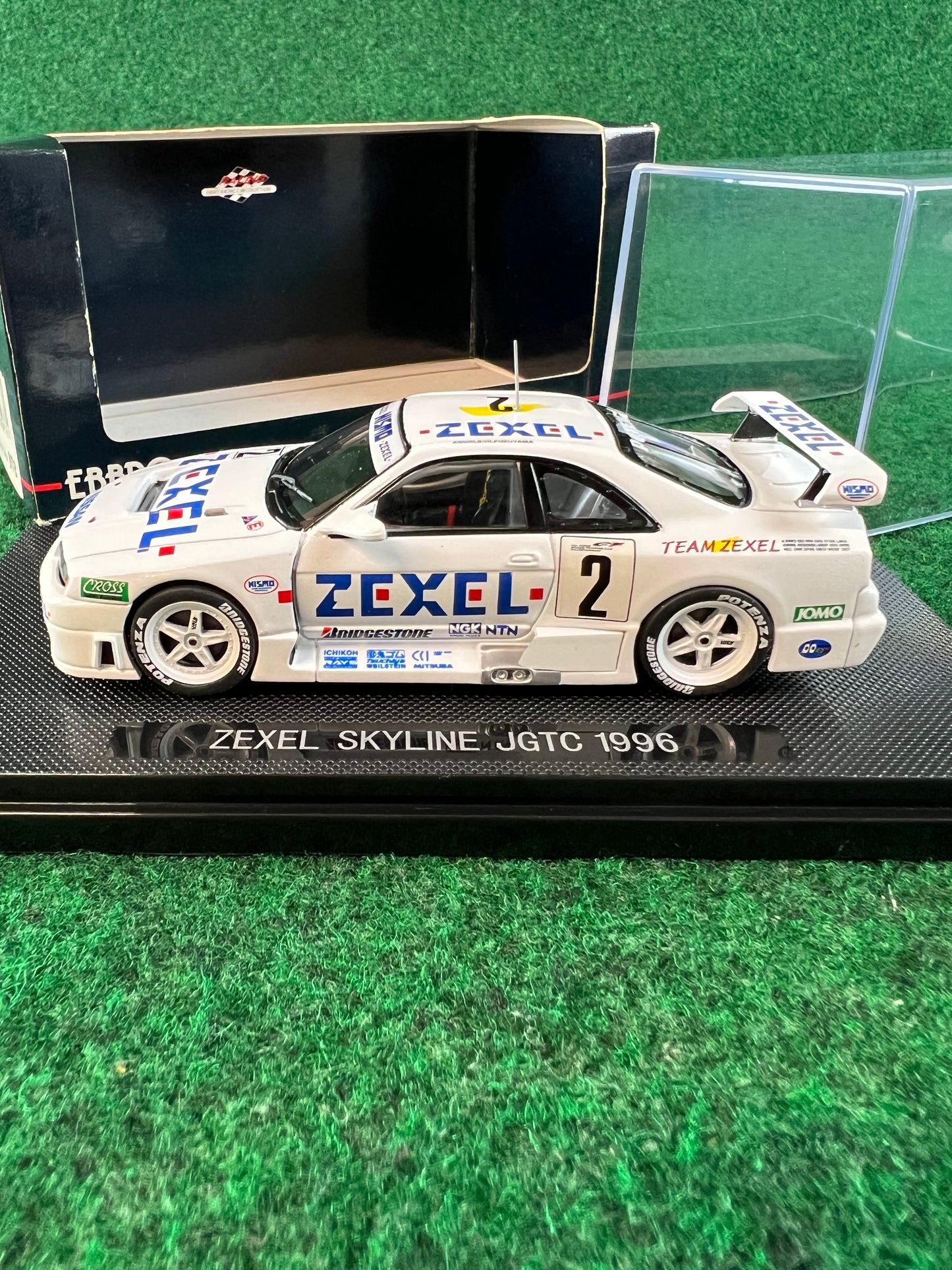 EBBRO Racing Car Collection - 1996 JGTC Zexel Nissan Skyline R33 GTR 1/43 Scale Diecast
