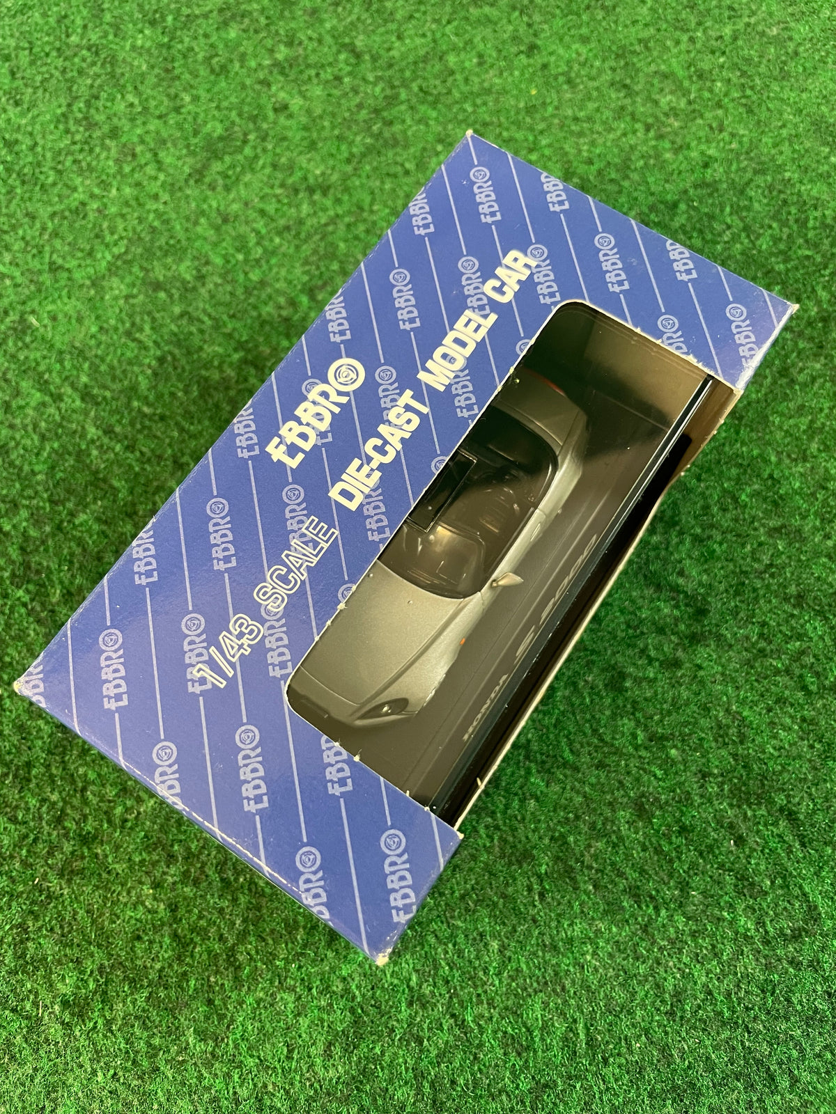 EBBRO 1999 Honda S2000 (Silverstone Silver) 1/43 Scale Diecast