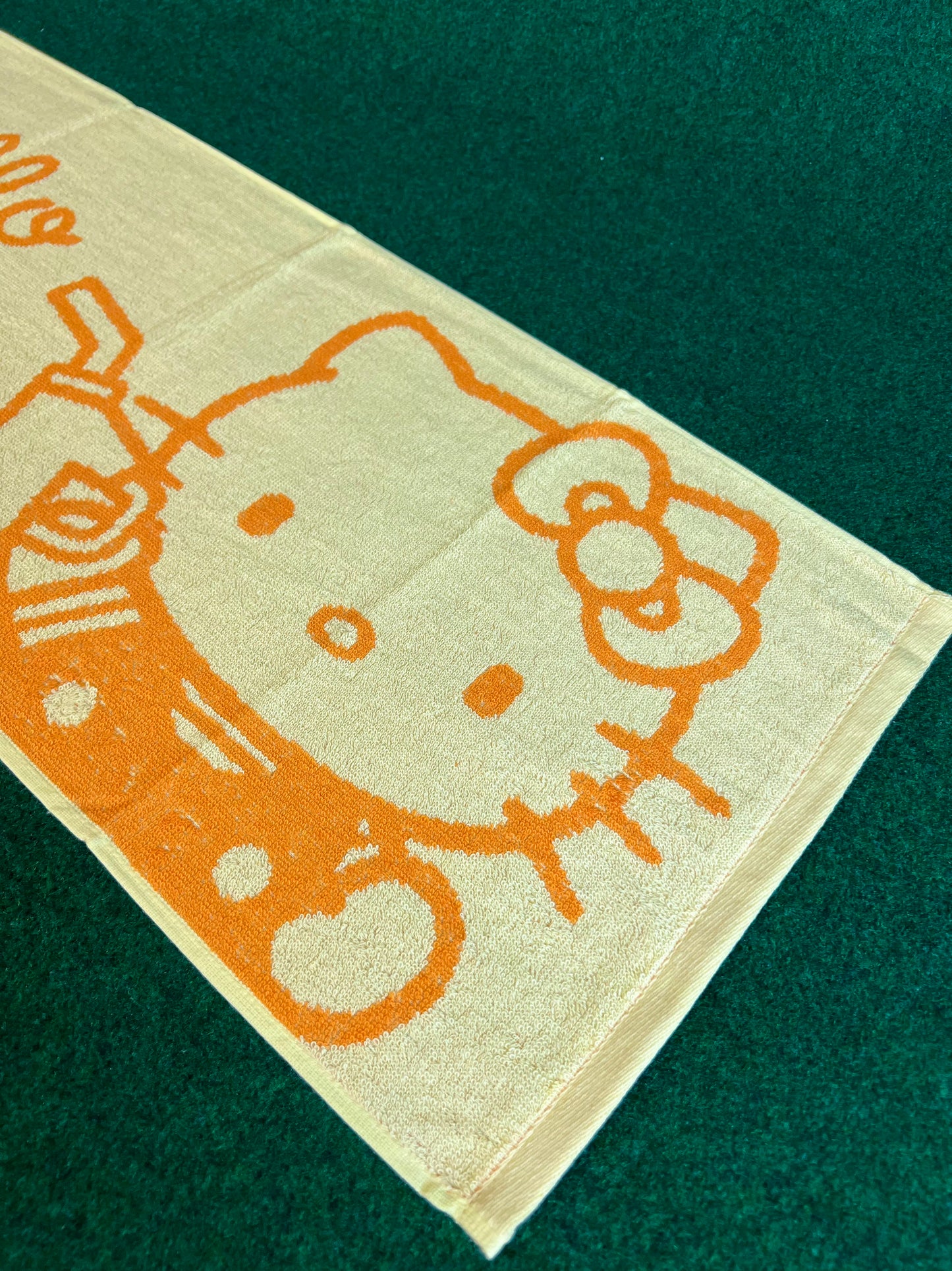 Hello Kitty & Eneos “Express” 2017 Yellow/Orange Promotional Towel