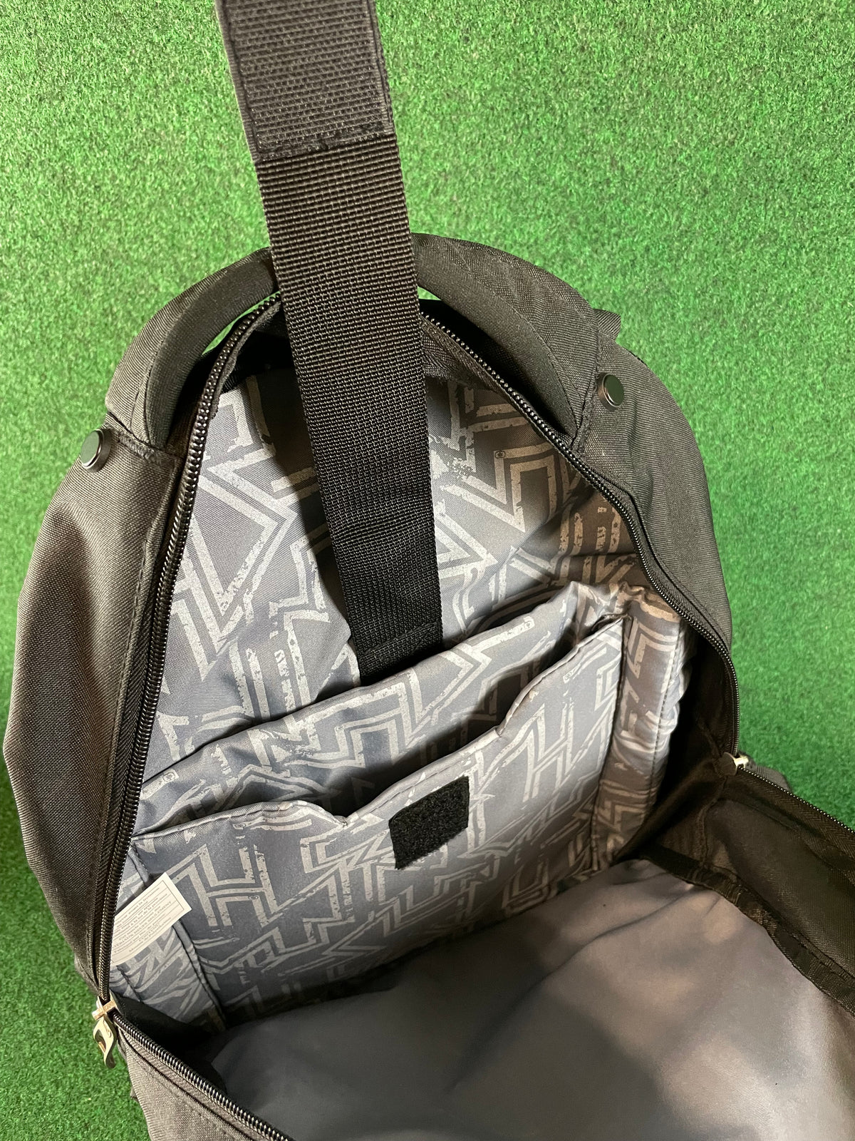 ENEOS - Ogio Black Backpack and Flexfit Hat Set