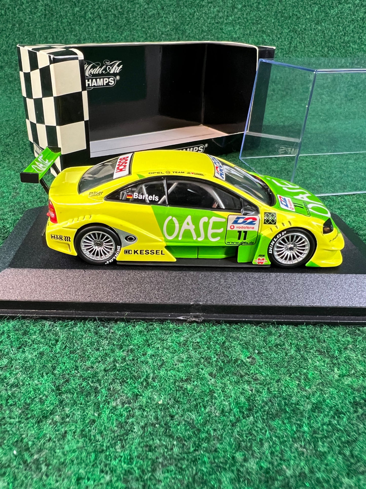 Minichamps - Opel V8 Coupe DTM 2001 Racecar 1/43 Scale Diecast