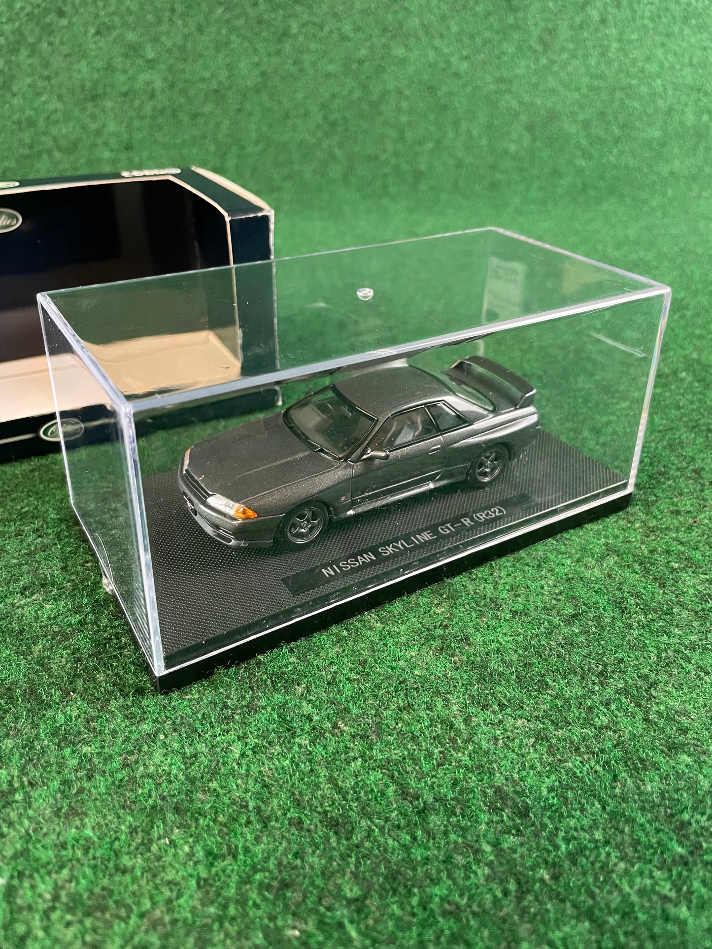 EBBRO Oldies - Nissan Skyline R32 GT-R 1/43 Scale Diecast