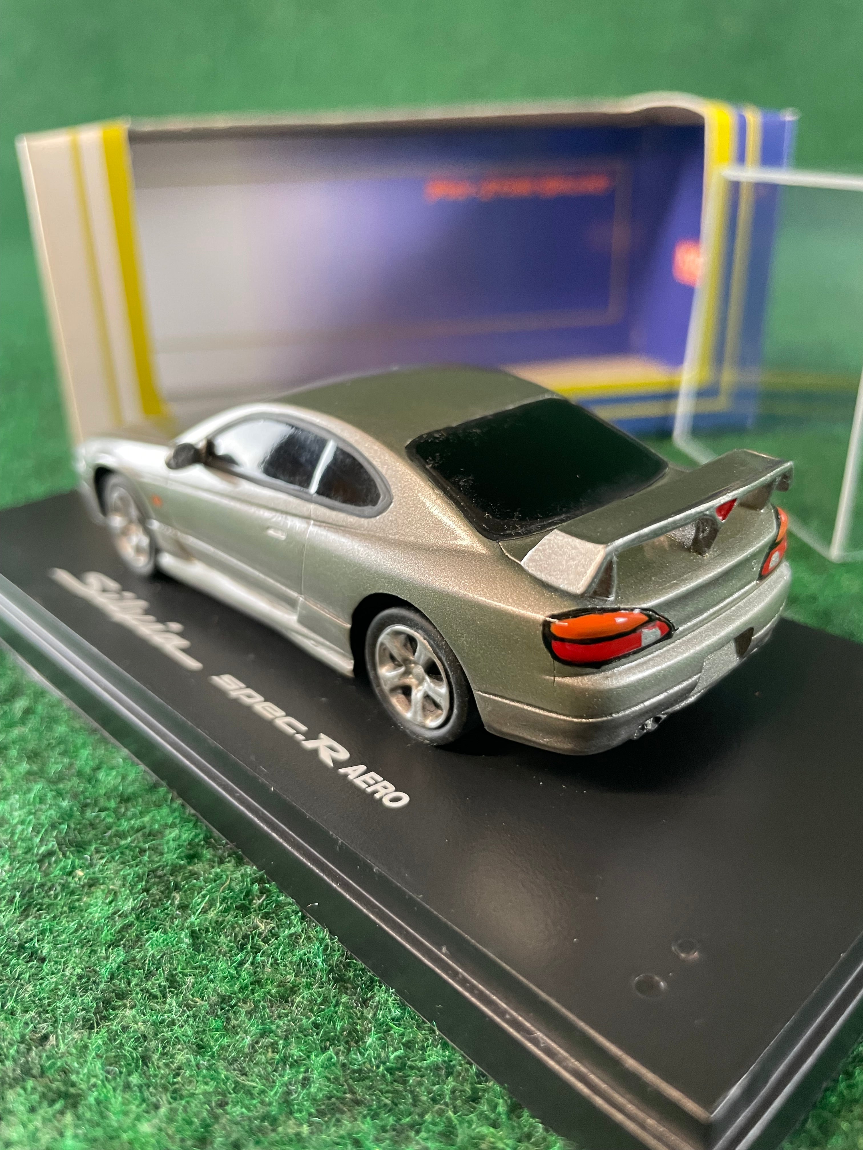 KYOSHO Poly-Stone Gallery Nissan Silvia S15 (Grey) 1/43 Scale