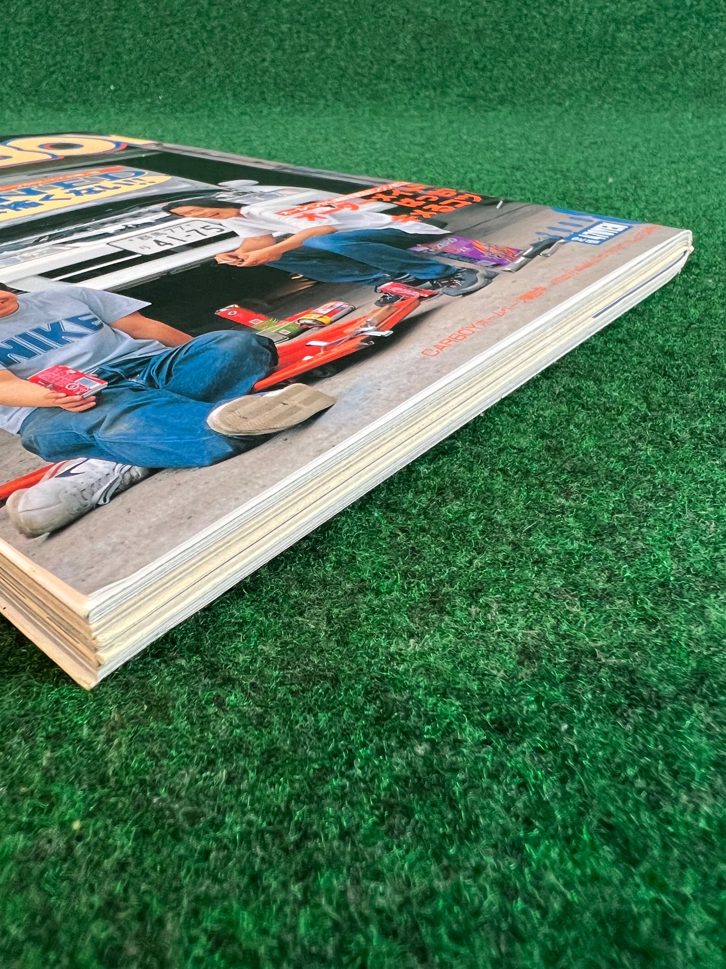 CARBOY Magazine - August 2000