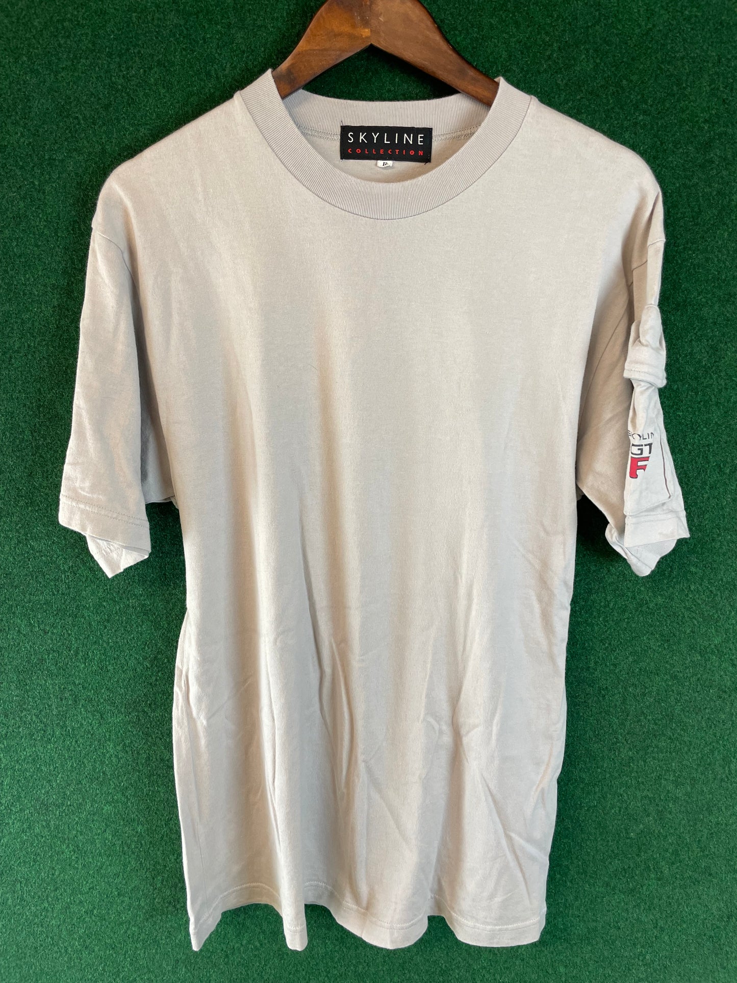 Skyline GT-R - SKYLINE Collection Vintage Grey Sleeve Pocket T-Shirt