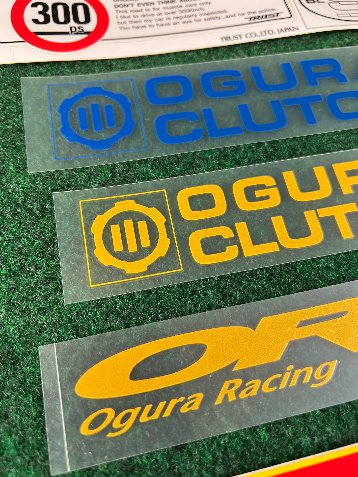TRUST, MOMO & Ogura Racing Clutch Sticker Set