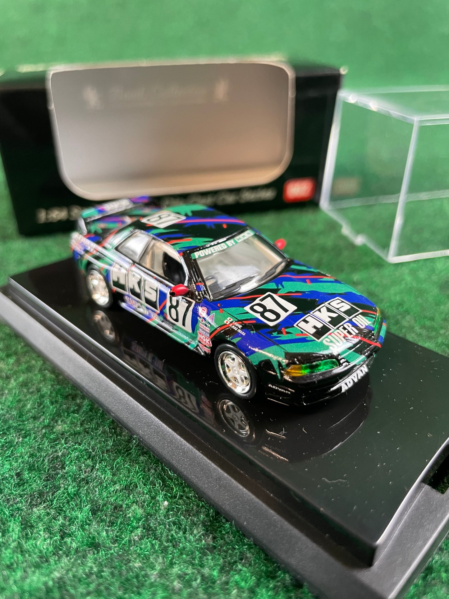 KYOSHO - Beads Collection 1992 & 1993 HKS Nissan Skyline R32 GT-R 1/64 Scale Diecast Set