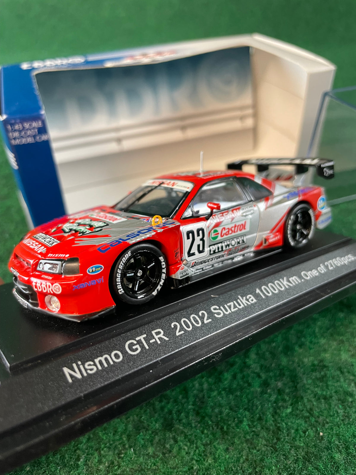 EBBRO Racing Car Collection - 2002 Castrol Pitwork Nissan Skyline R34 GT-R Suzuka 1000km 1/43 Scale Diecast