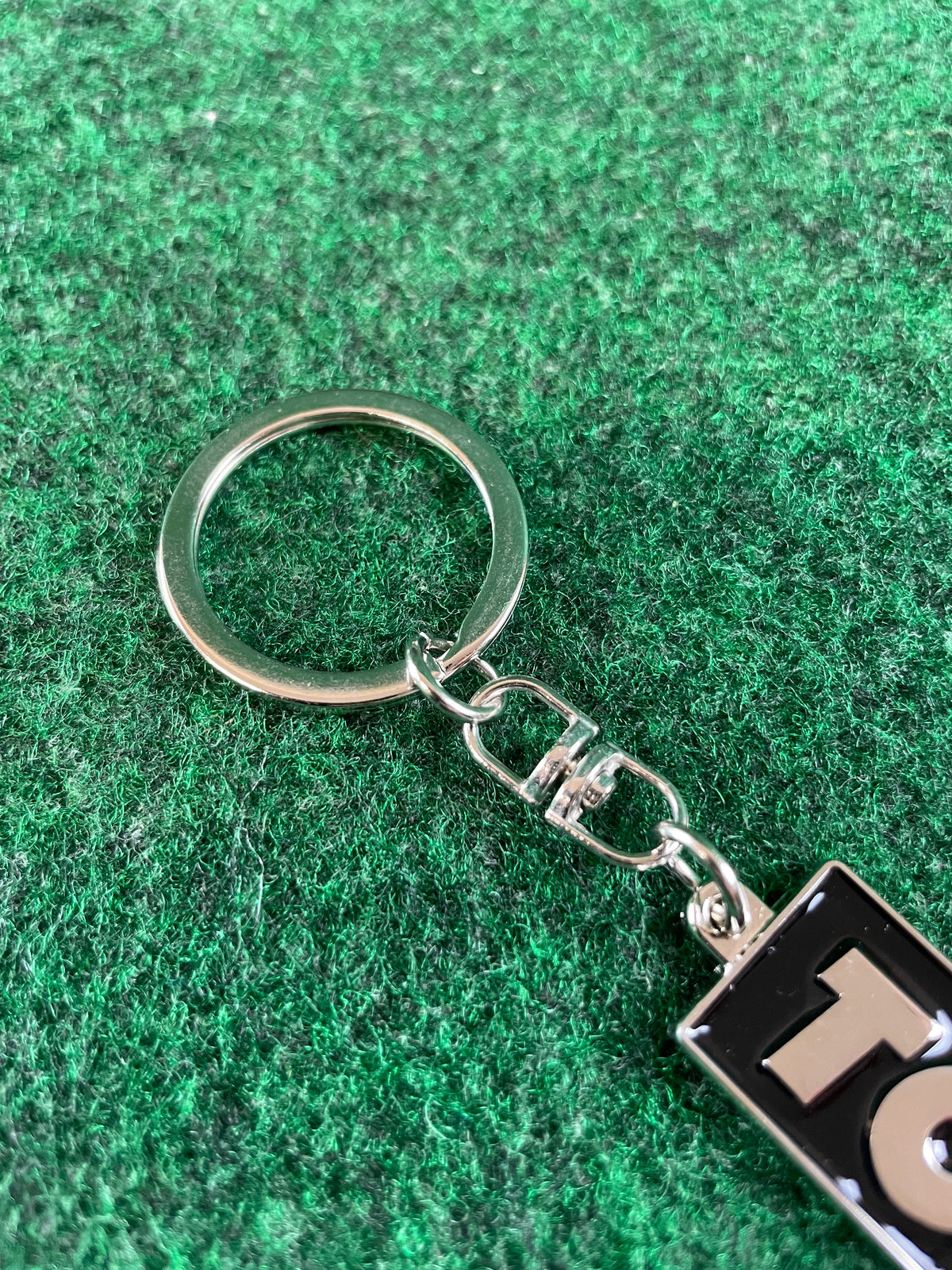 TOM'S Emblem Metal Keychain Collection - Current Logo