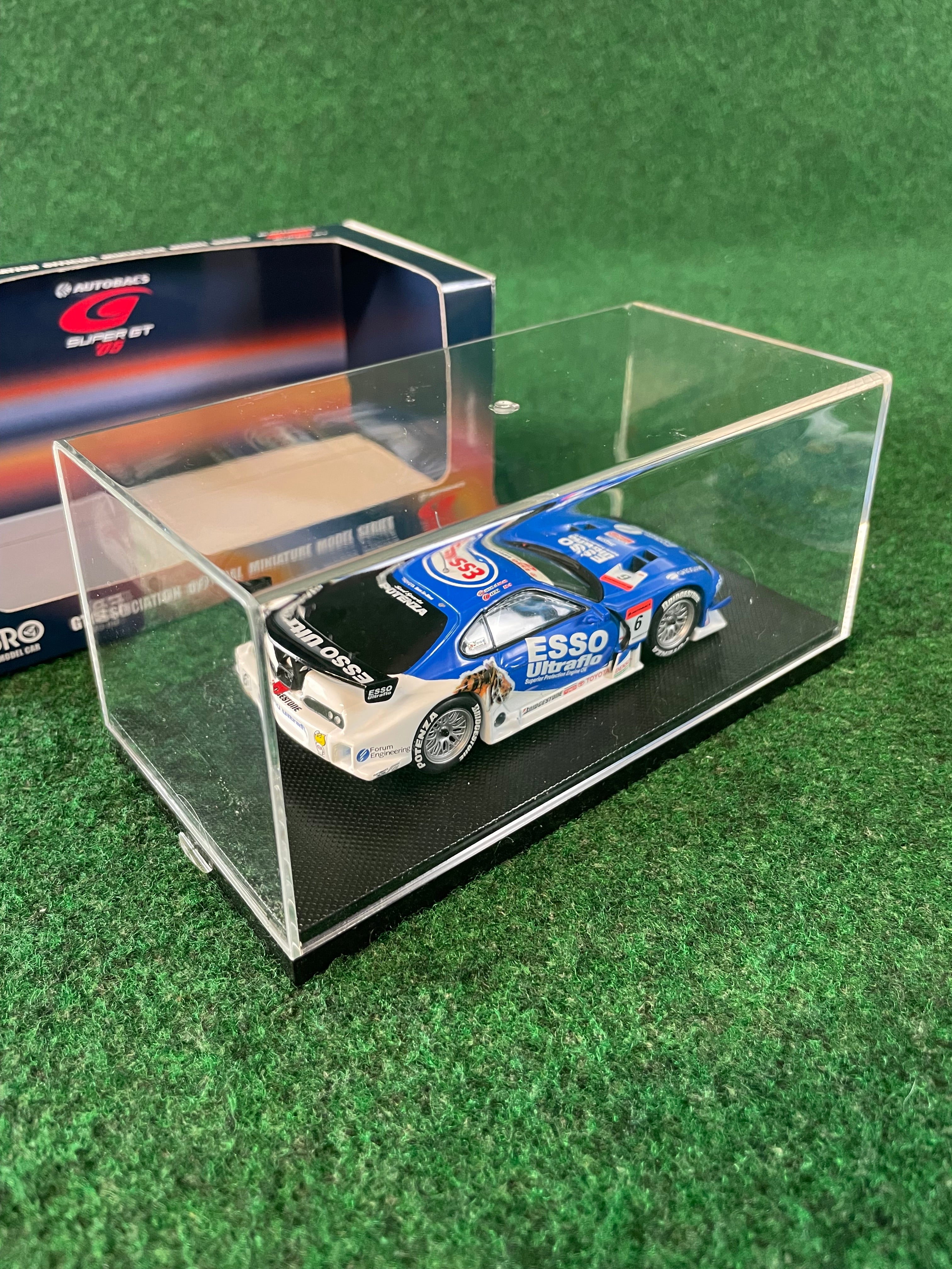 EBBRO Super GT 2005 ESSO Ultraflo Toyota Supra 1/43 Scale Diecast