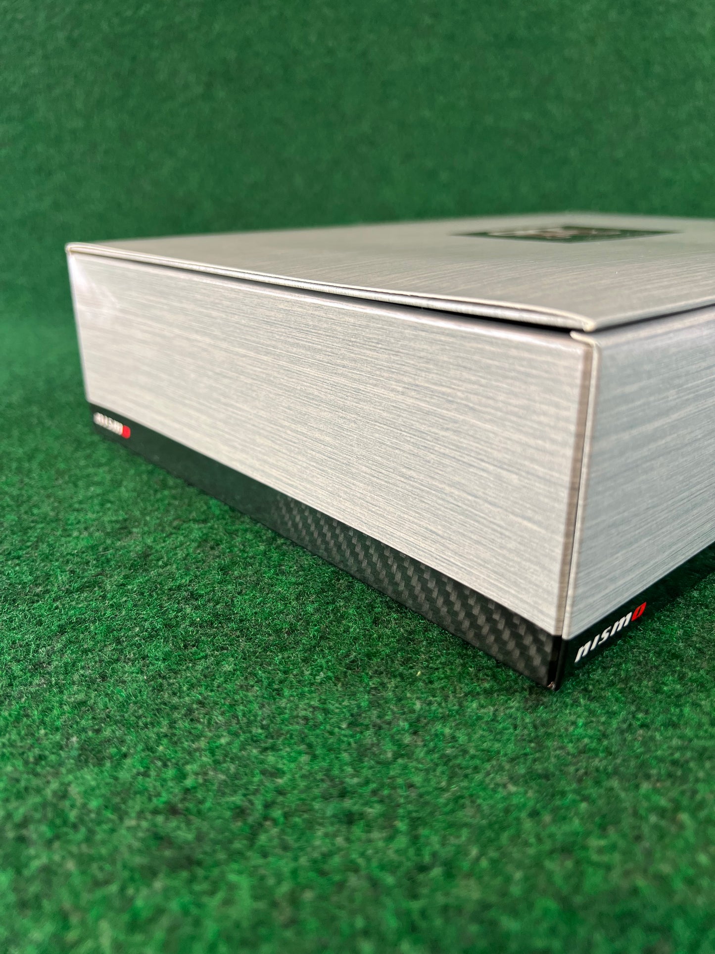 EBBRO - Nissan Skyline R32 GT-R Group A Prototype Limited Edition & Autographed 1/43 Scale Diecast Car