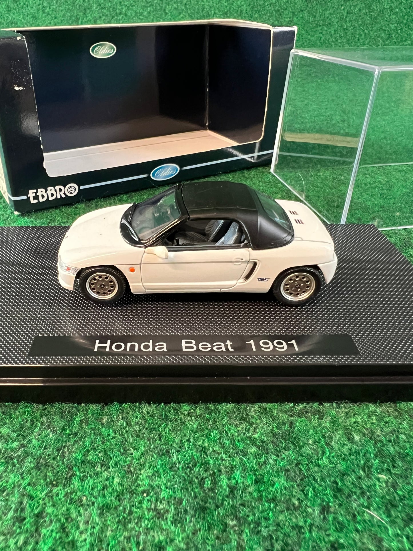 EBBRO Oldies - 1991 Honda Beat White Convertible 1/43 Scale Diecast