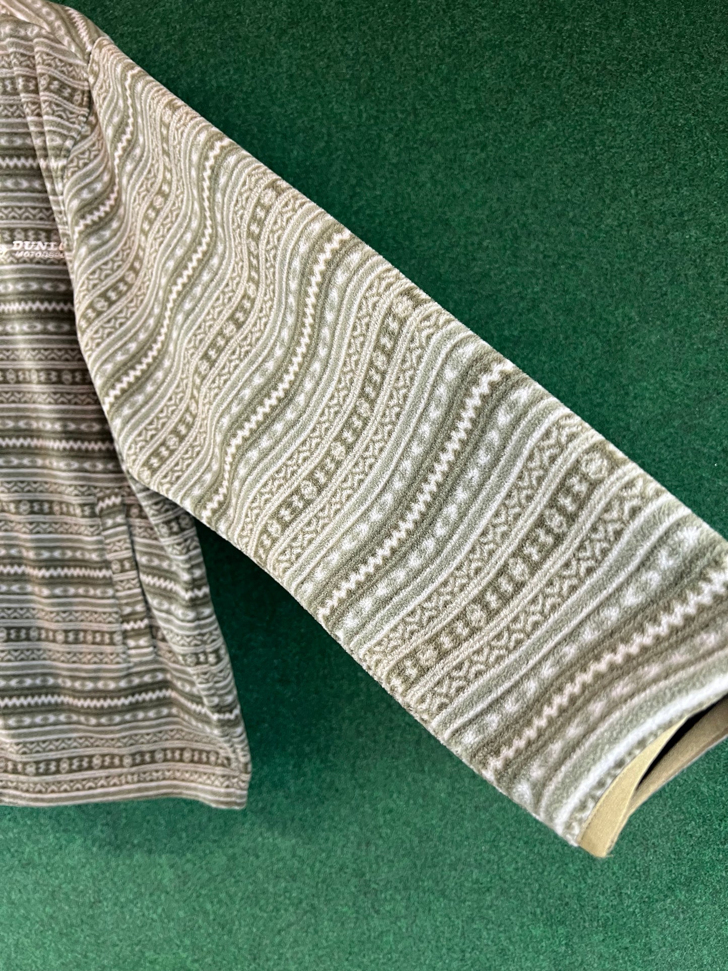 DUNLOP Motorsport - Green/Tan Patterned Fleece Zip Up Jacket - 3L