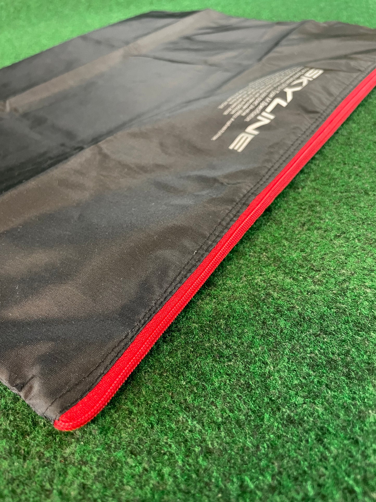 Nissan Skyline R32 GTS-T Type M - Red Zipper Bag
