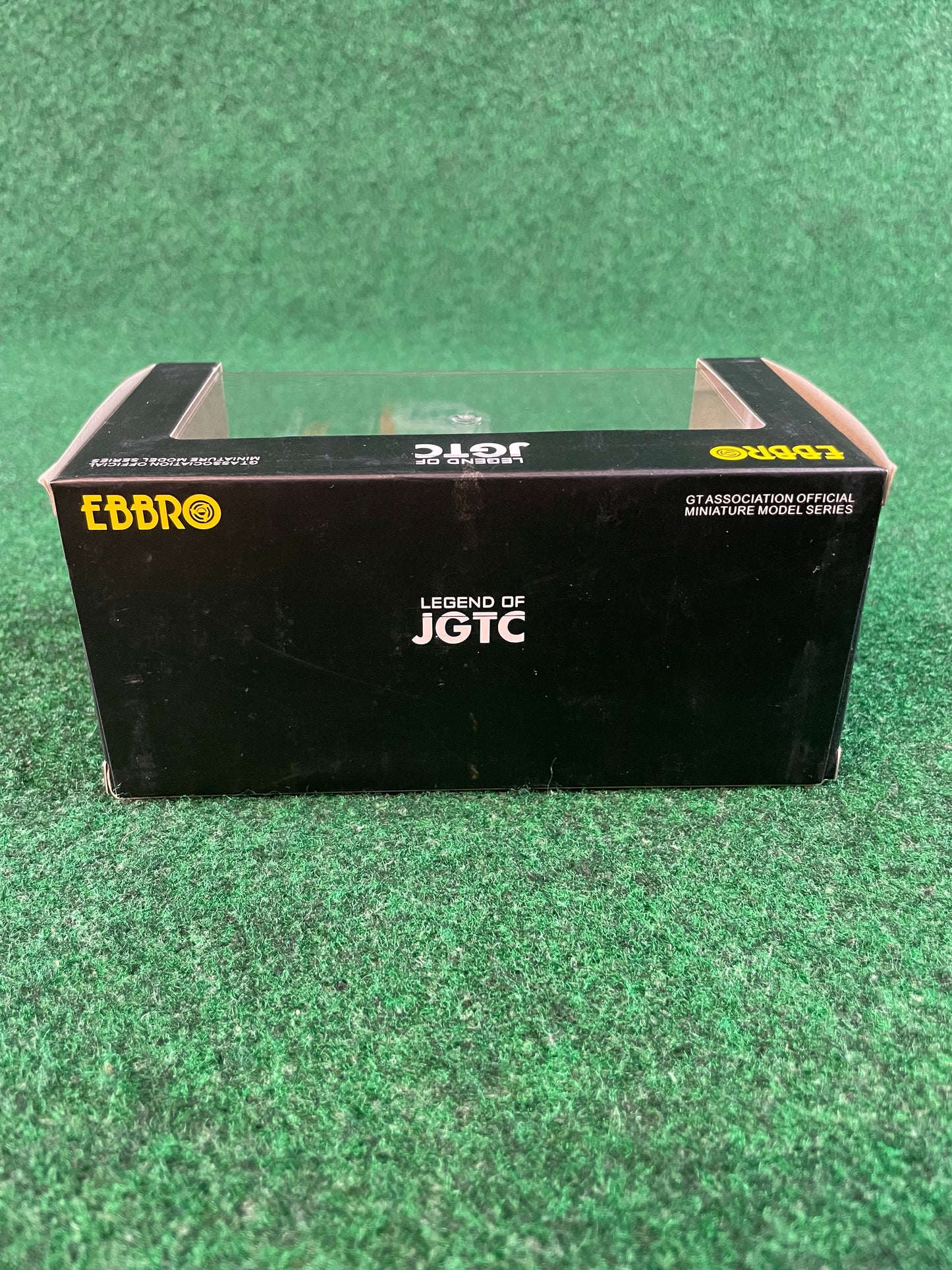 EBBRO Legends of JGTC - 1994 Unisia JECS Nissan Skyline R32 GTR 1/43 Scale Diecast