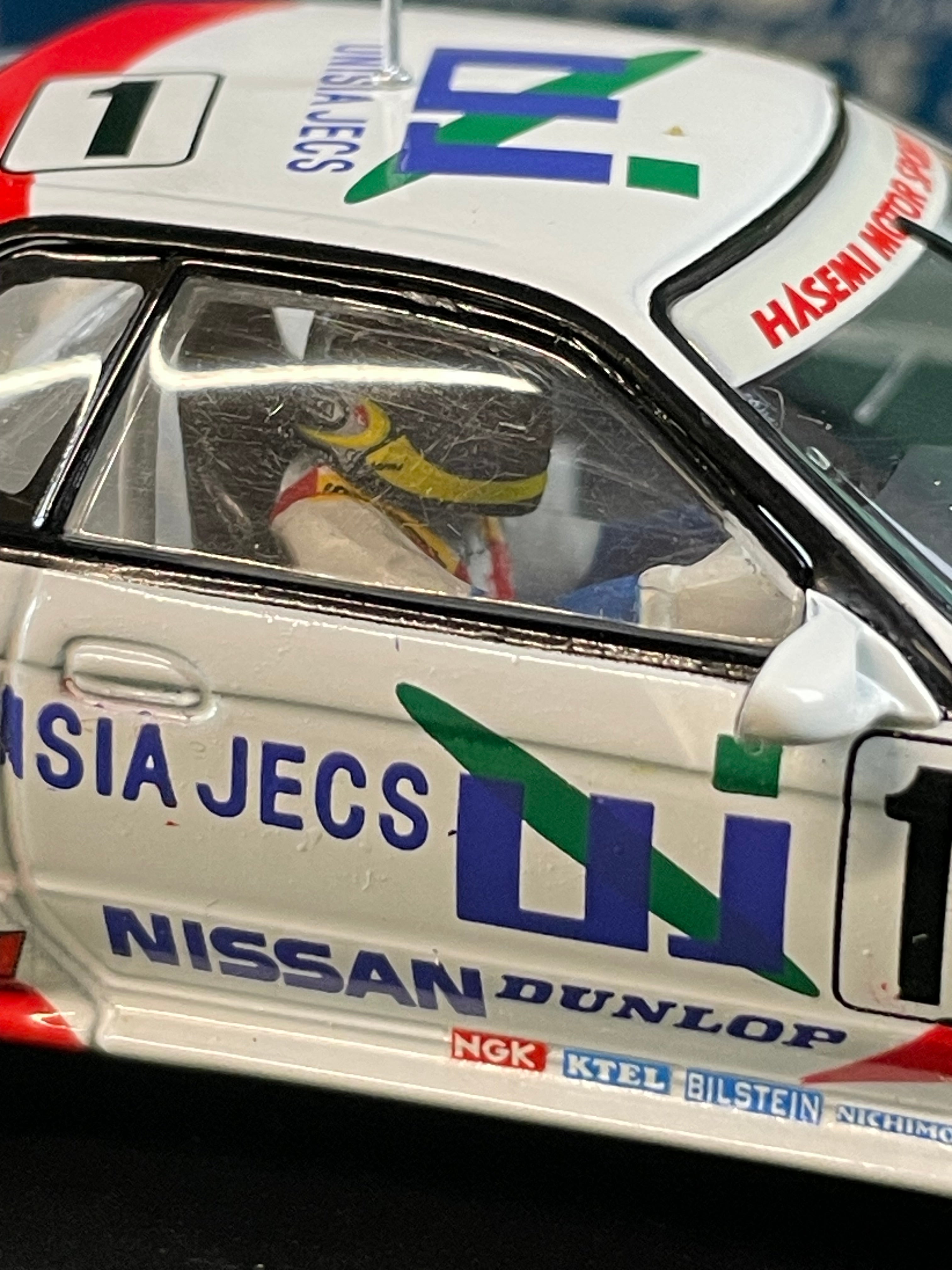 EBBRO Tomy - Hasemi Motor Sport Unisia JECS Group A Nissan Skyline