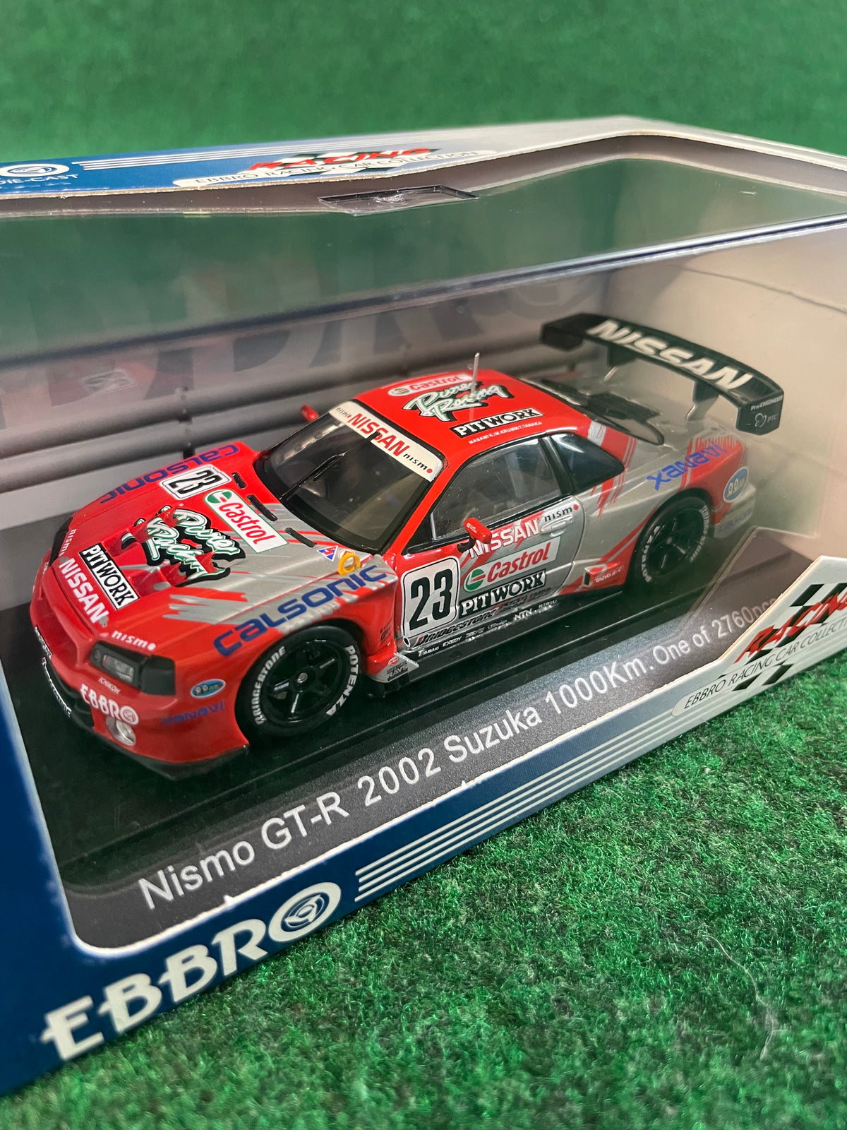 EBBRO Racing Car Collection - 2002 Castrol Pitwork Nissan Skyline R34 GT-R Suzuka 1000km 1/43 Scale Diecast
