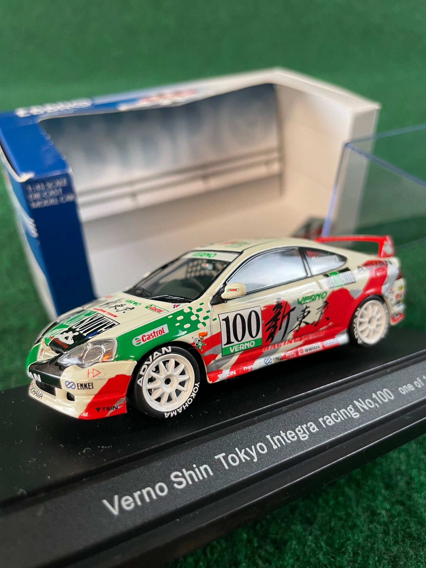 EBBRO Racing Car Collection - Verno Shin Tokyo Honda Integra Type R DC5 1/43 Scale Diecast