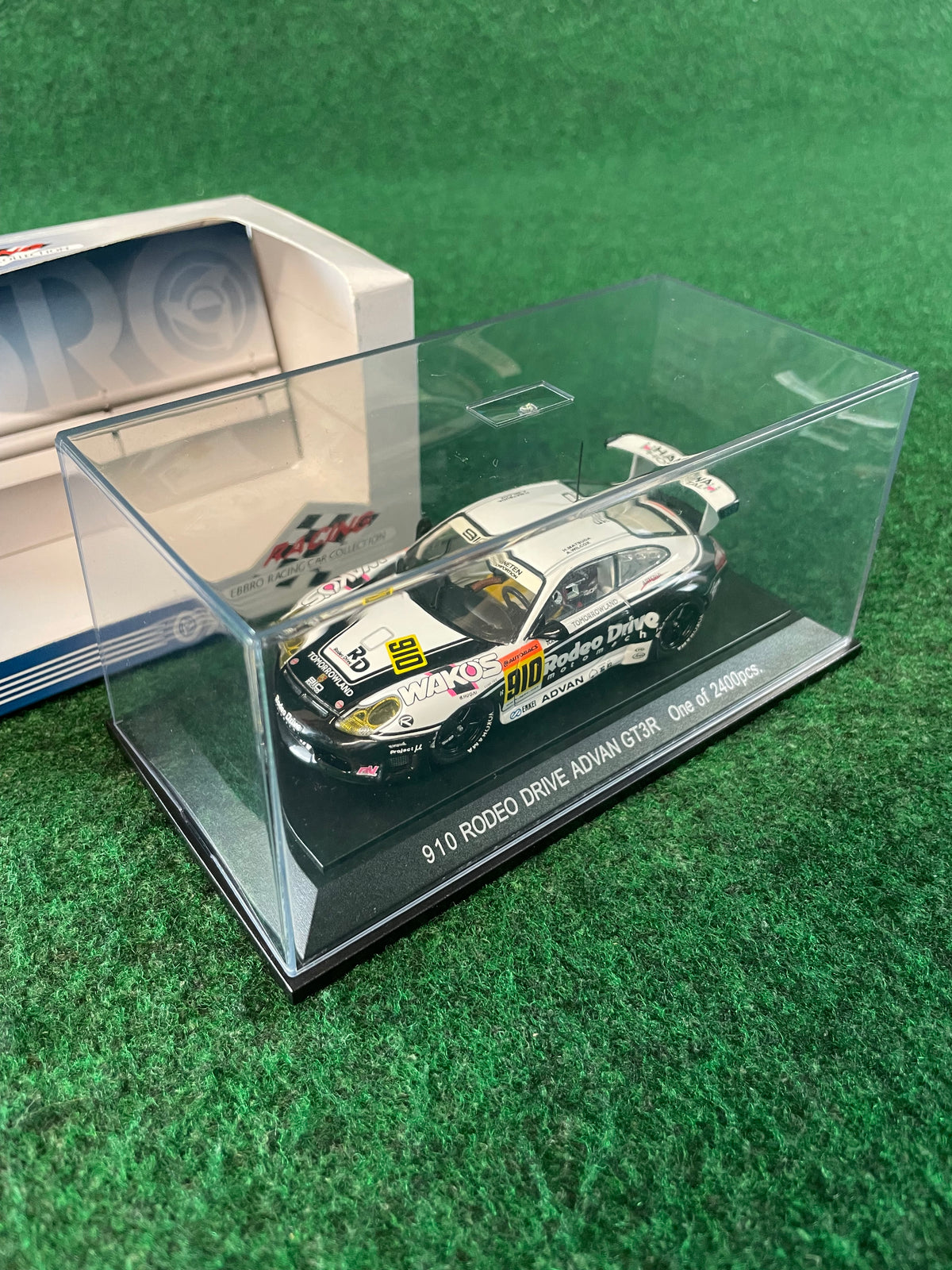 EBBRO Racing Car Collection - JGTC 2002 Rodeo Drive Advan Porsche 911 GT3R 1/43 Scale Diecast