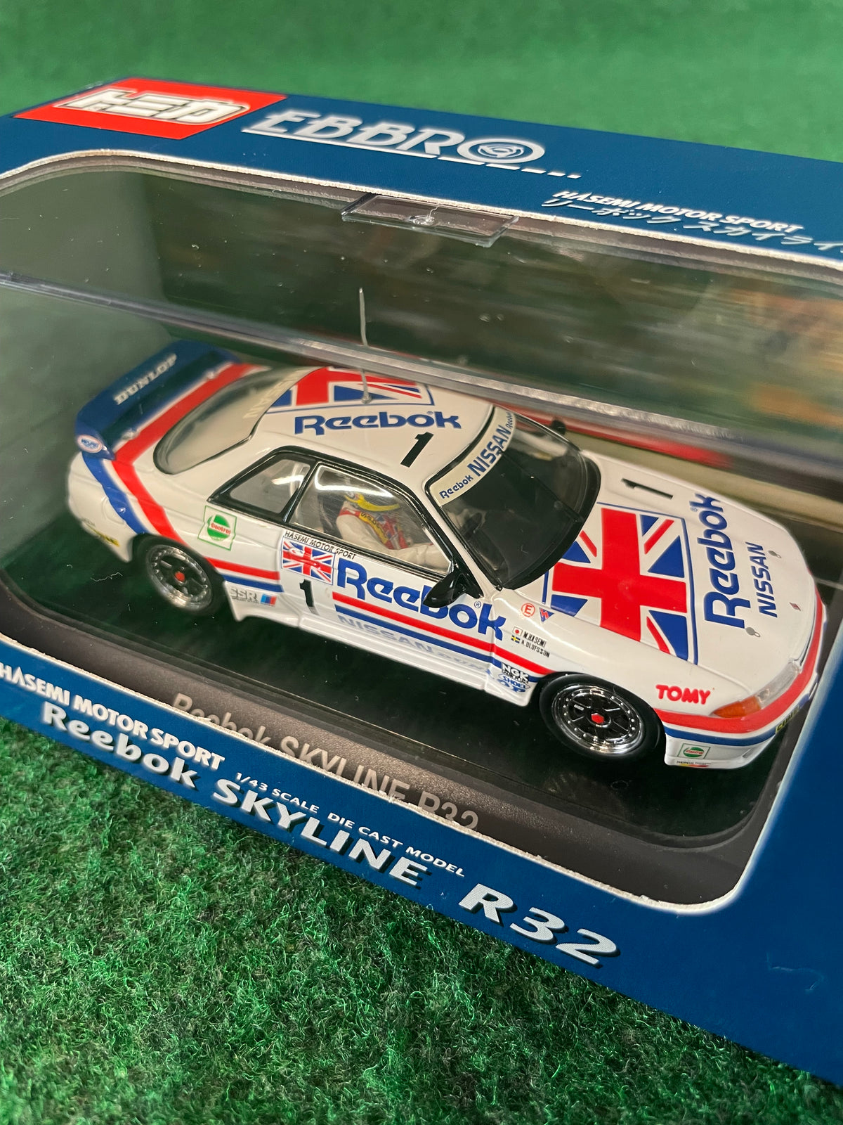 EBBRO TOMY Hasemi Motor Sport Reebok Nissan Skyline R32 GTR 1/43 Diecast