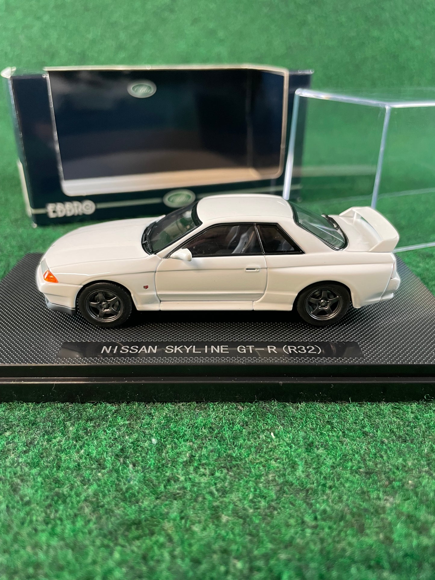 EBBRO Oldies - Nissan Skyline R32 GT-R 1/43 Scale Diecast