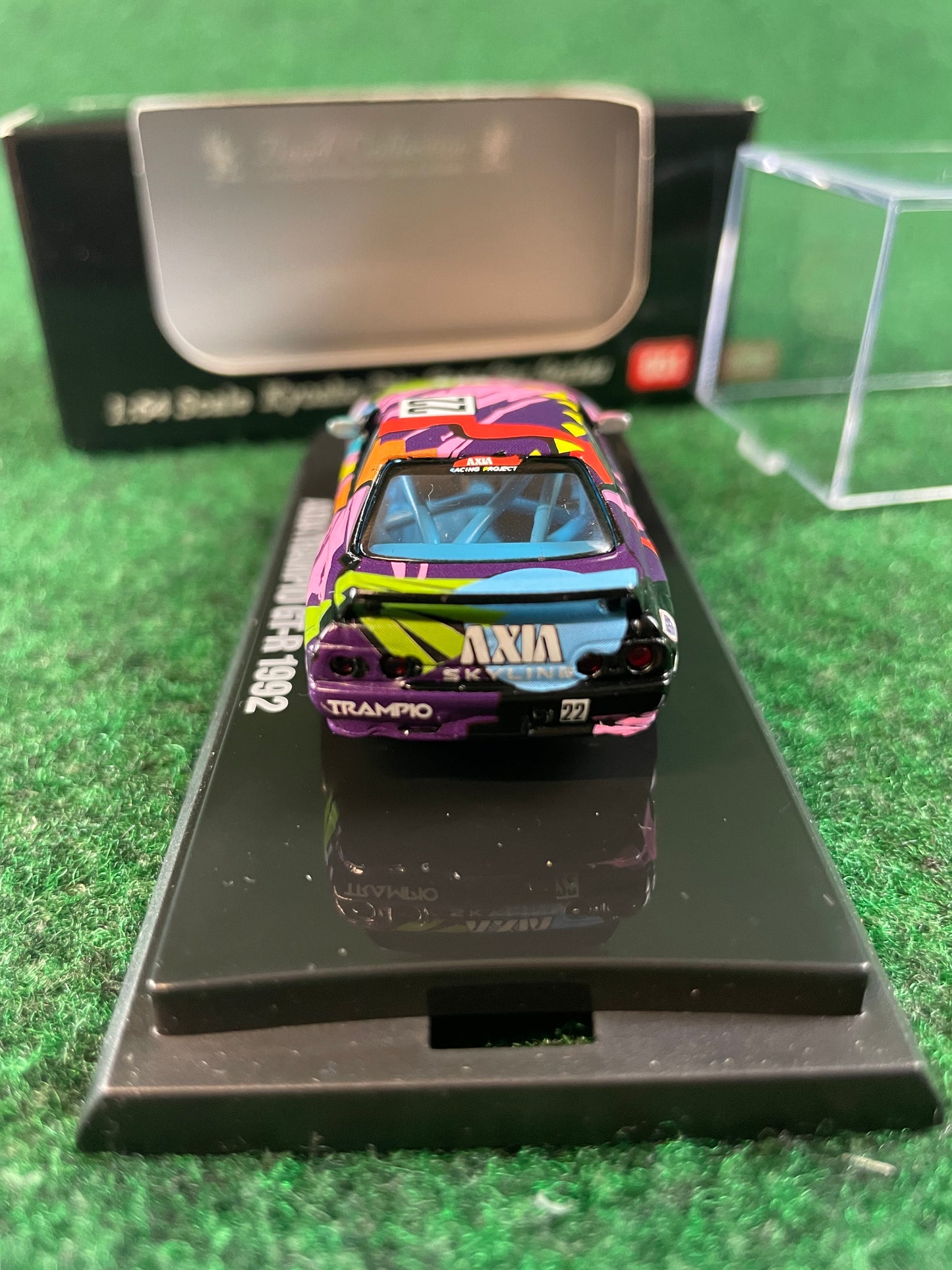 KYOSHO - Beads Collection 1991 & 1992 AXIA TRAMPIO Nissan Skyline R32 GT-R 1/64 Scale Diecast Set
