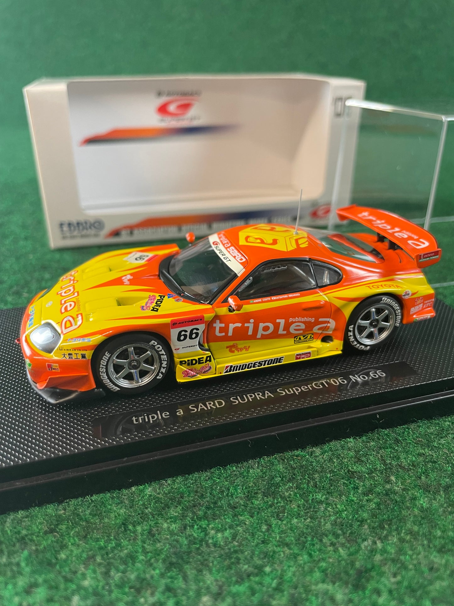 EBBRO -  SuperGT 2006 triple a SARD Toyota Supra No. 66 1/43 Scale Diecast