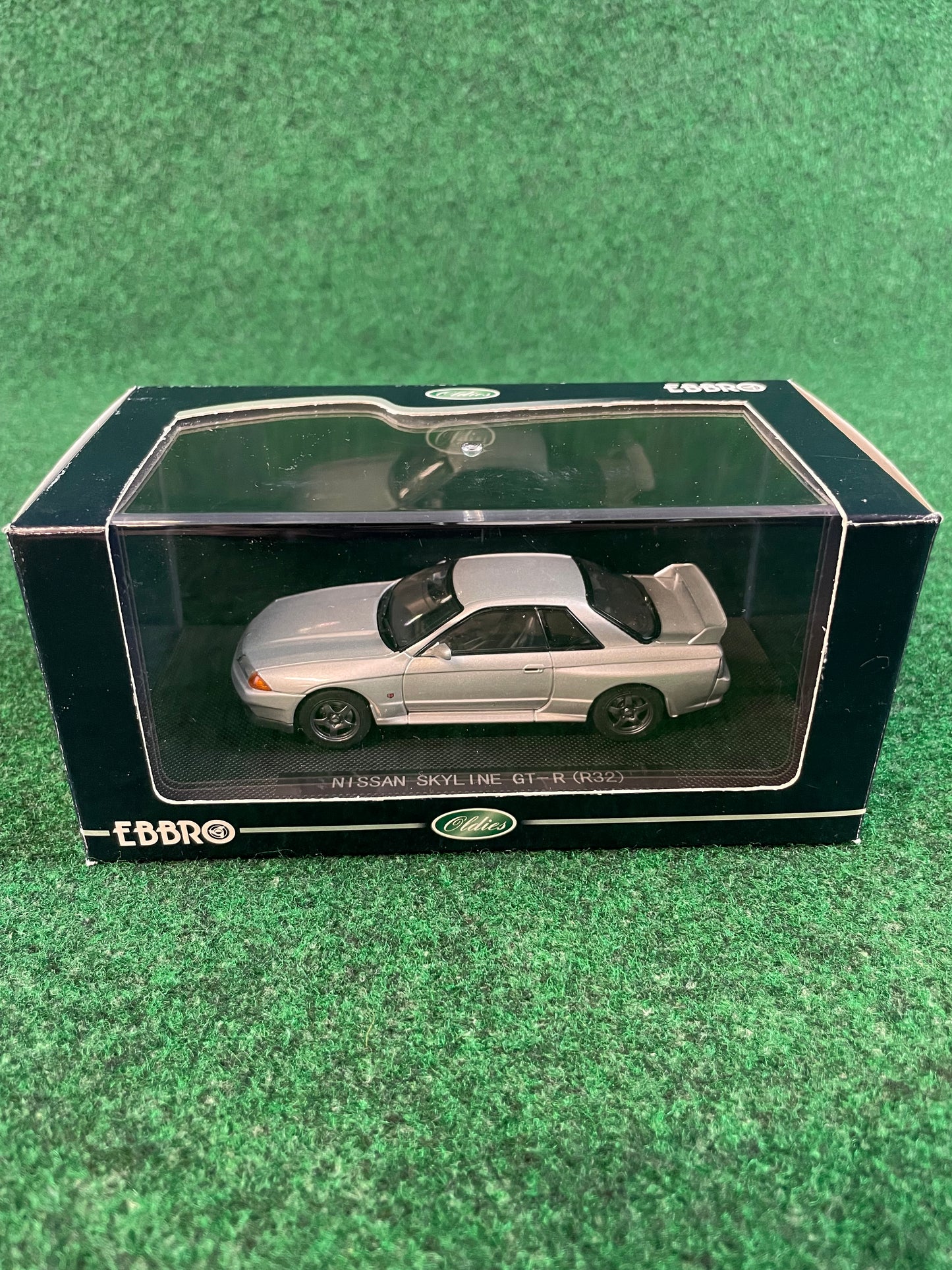 EBBRO Oldies - Nissan Skyline R32 GT-R 1/43 Scale Diecast