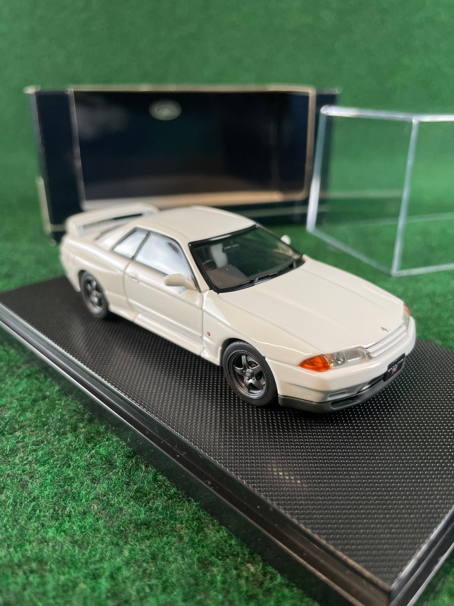EBBRO Oldies - Nissan Skyline R32 GT-R 1/43 Scale Diecast