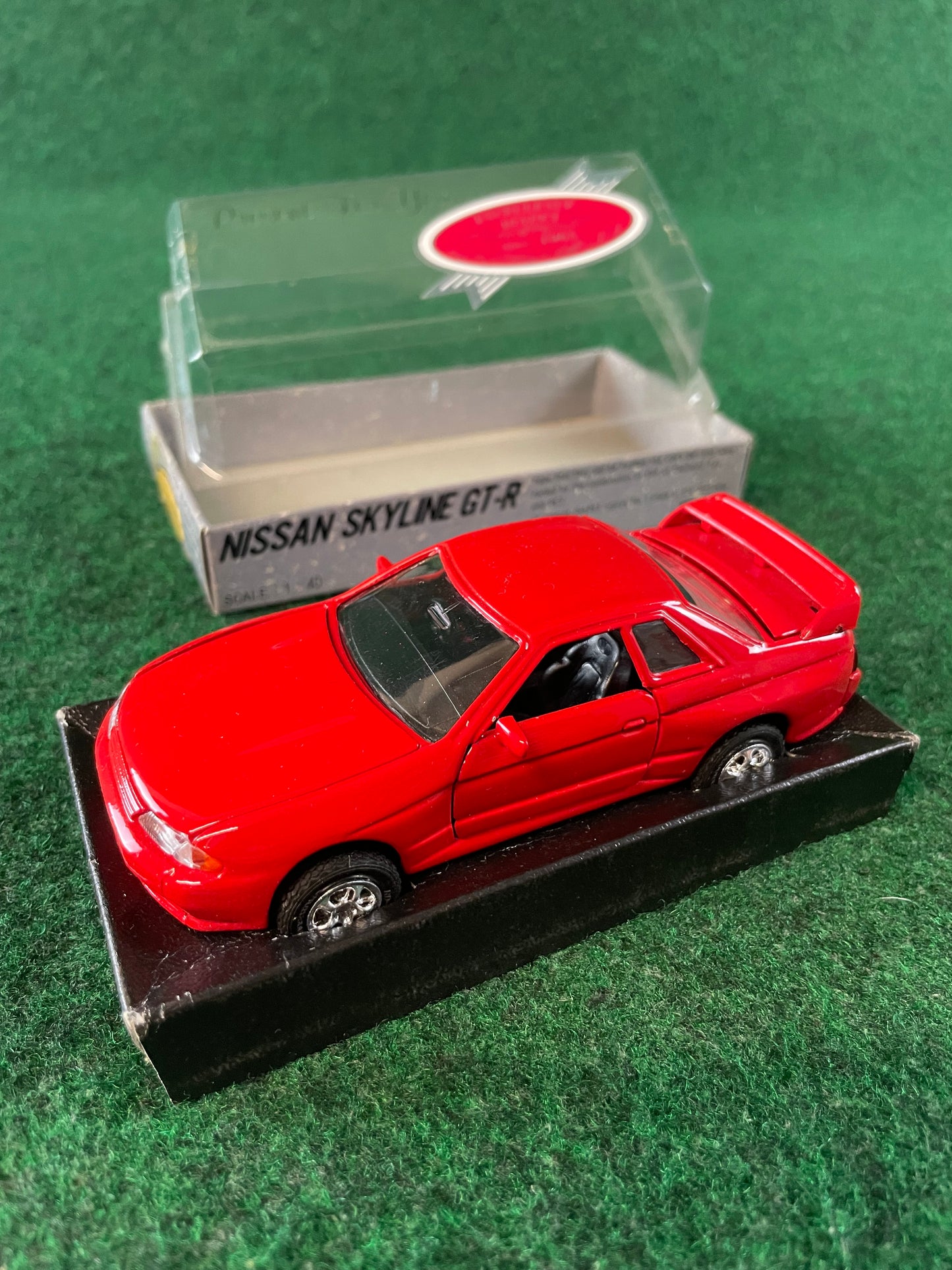 Diapet - Red Nissan Skyline R32 GT-R 1/40 Scale Diecast