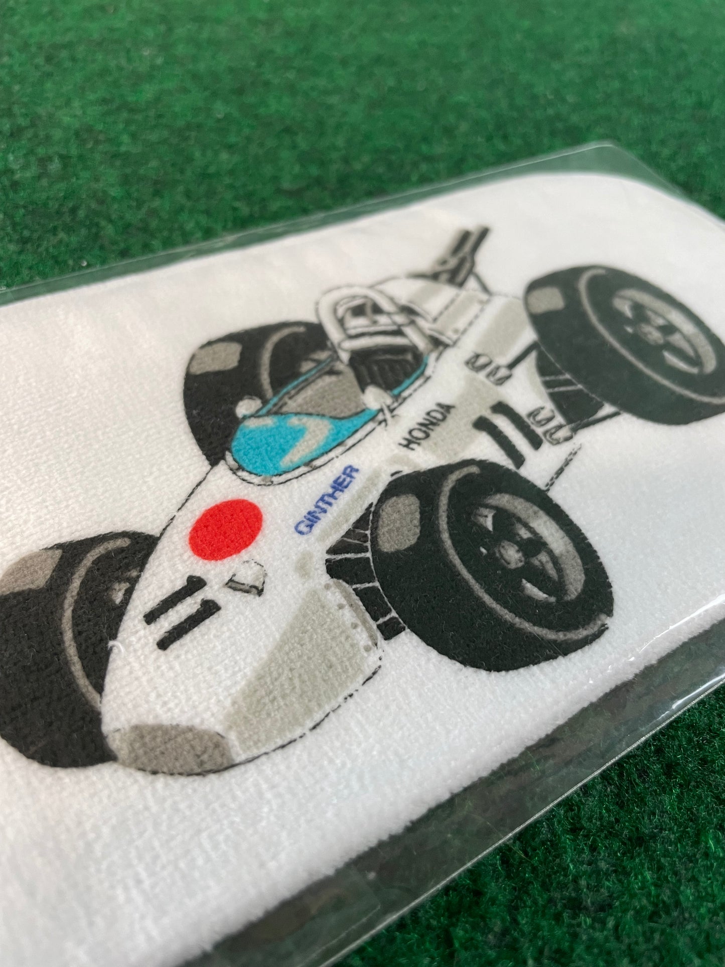 Honda RA272 Honda Collection Gold Keychain and Towel Set
