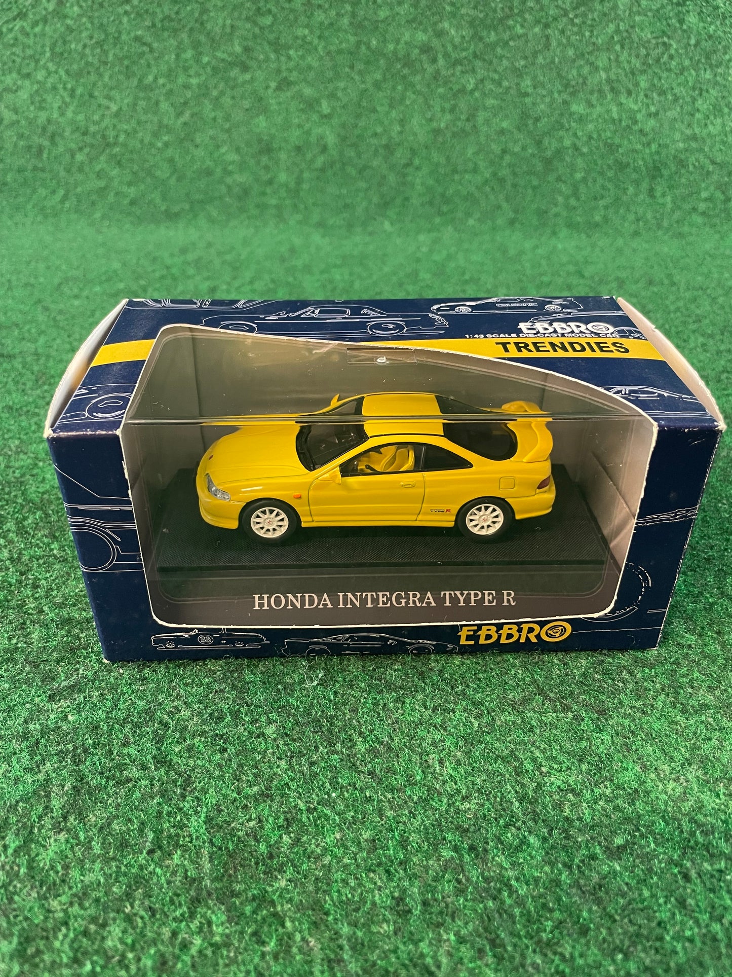 EBBRO Trendies Honda Integra Type R DC2 (Yellow) 1/43 Scale Diecast