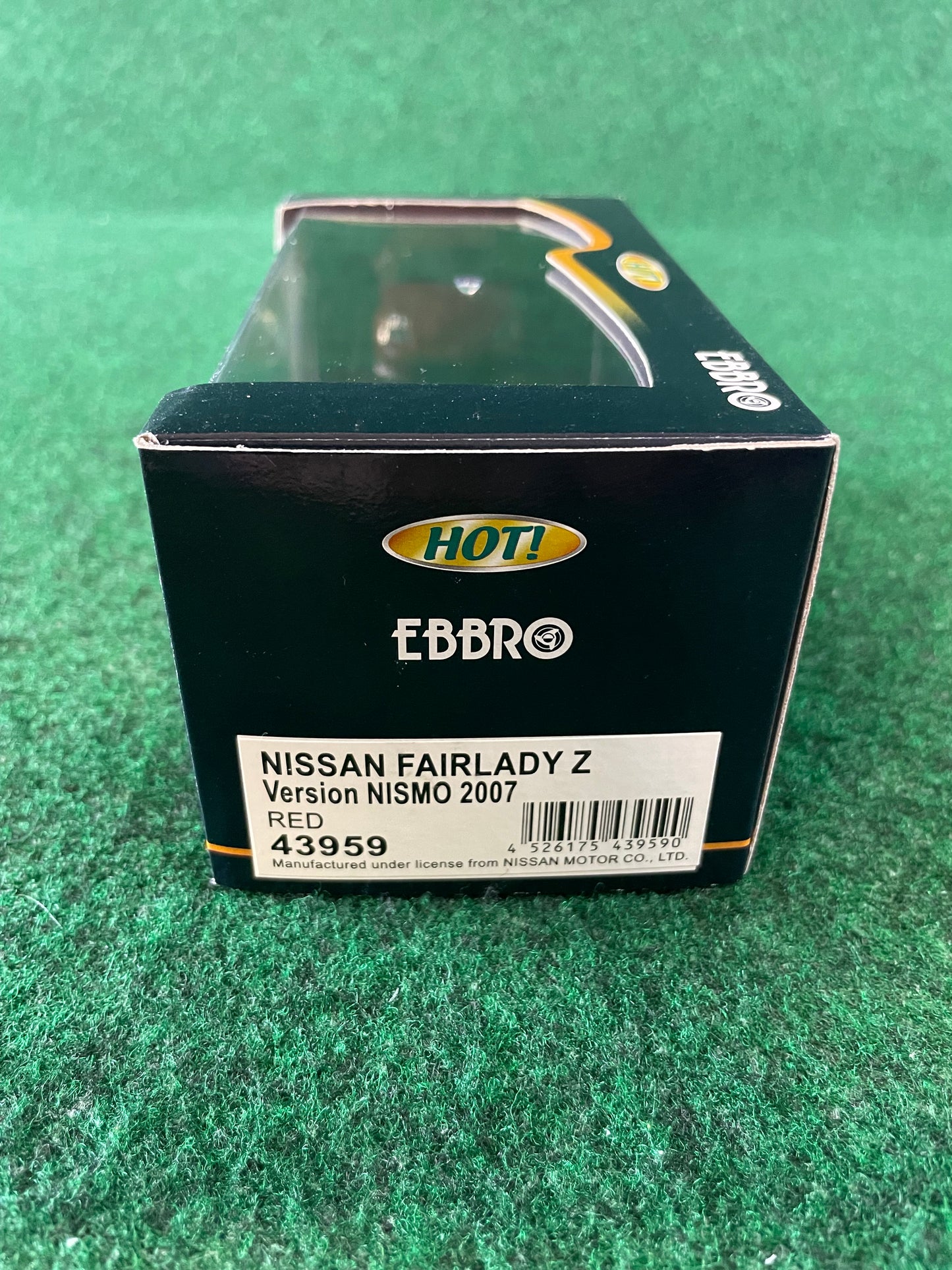 EBBRO - 2007 Nissan Fairlady Z NISMO Red 1/43 Scale Diecast