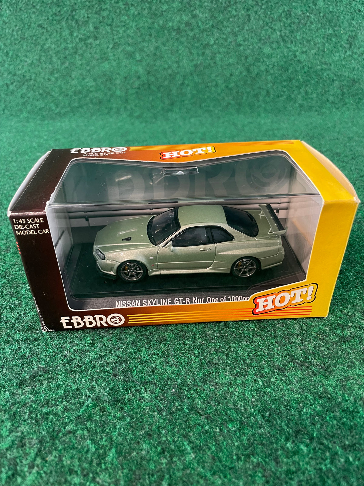 EBBRO HOT! Nissan Skyline R34 GT-R VSPEC II Nur 1/43 Diecast