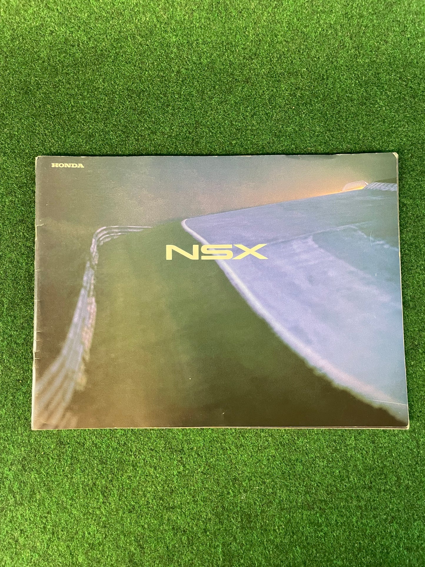 Honda NSX - Japanese Dealership New Vehicle Brochure (January 1999)