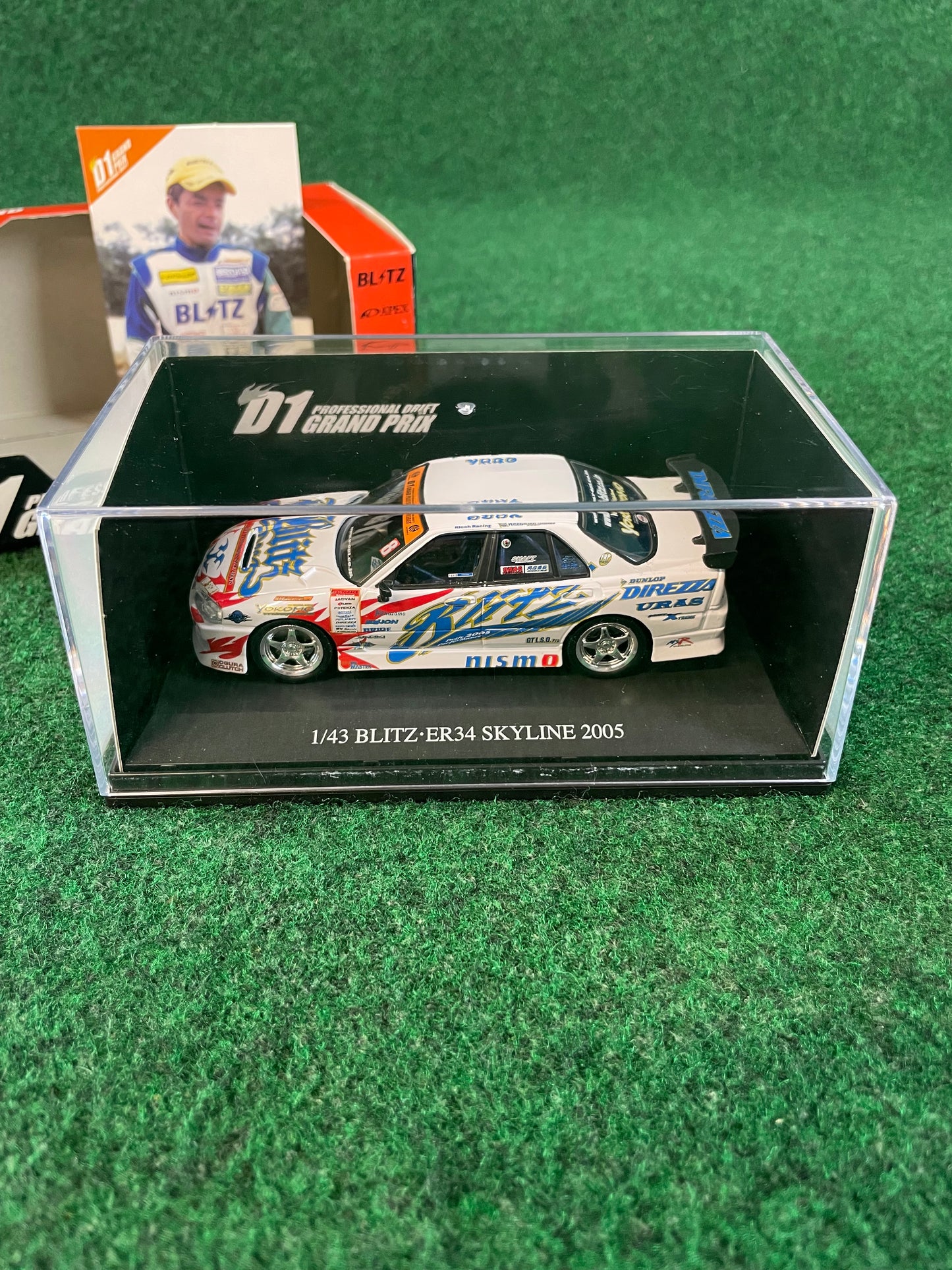 DISM D1 Grand Prix Memorial - 2005 Blitz Nissan Skyline ER34 1/43 Scale Diecast