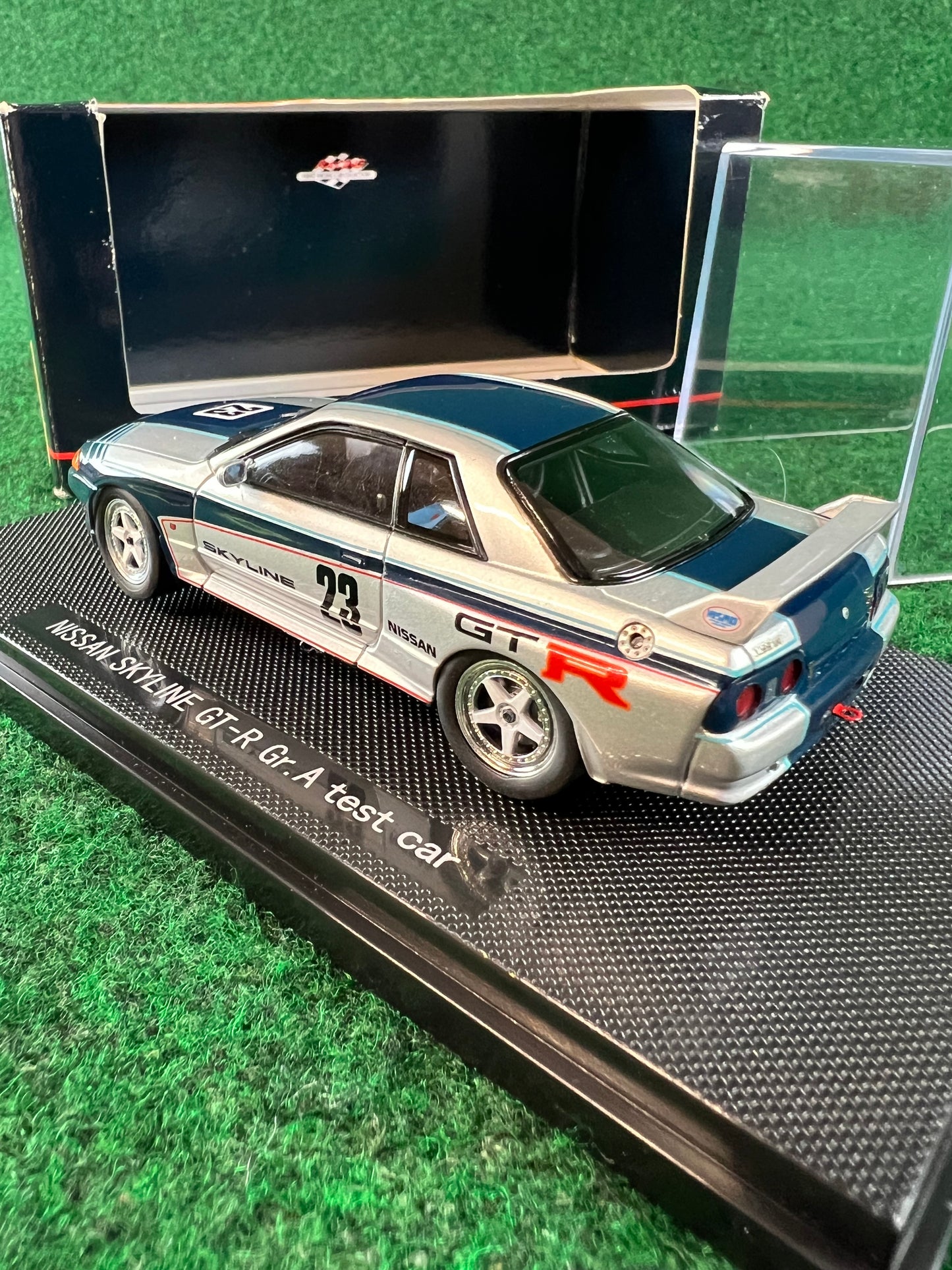 EBBRO Racing Car Collection Nissan Skyline R32 GTR Gr.A Test Car 1/43 Scale Diecast