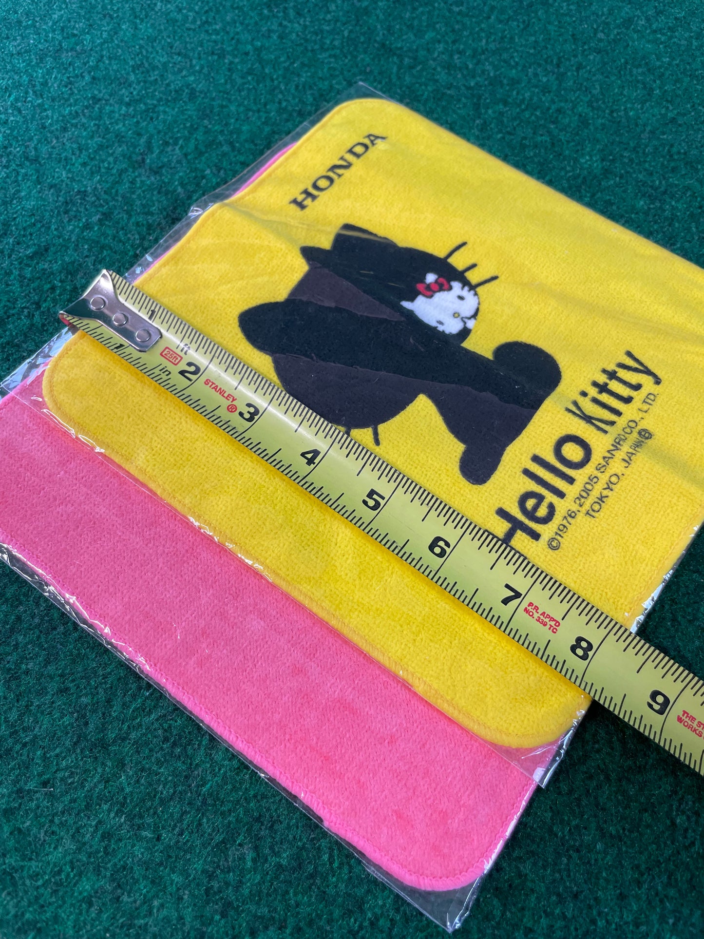 Hello Kitty & HONDA Collaboration Mini Microfiber Towel Set