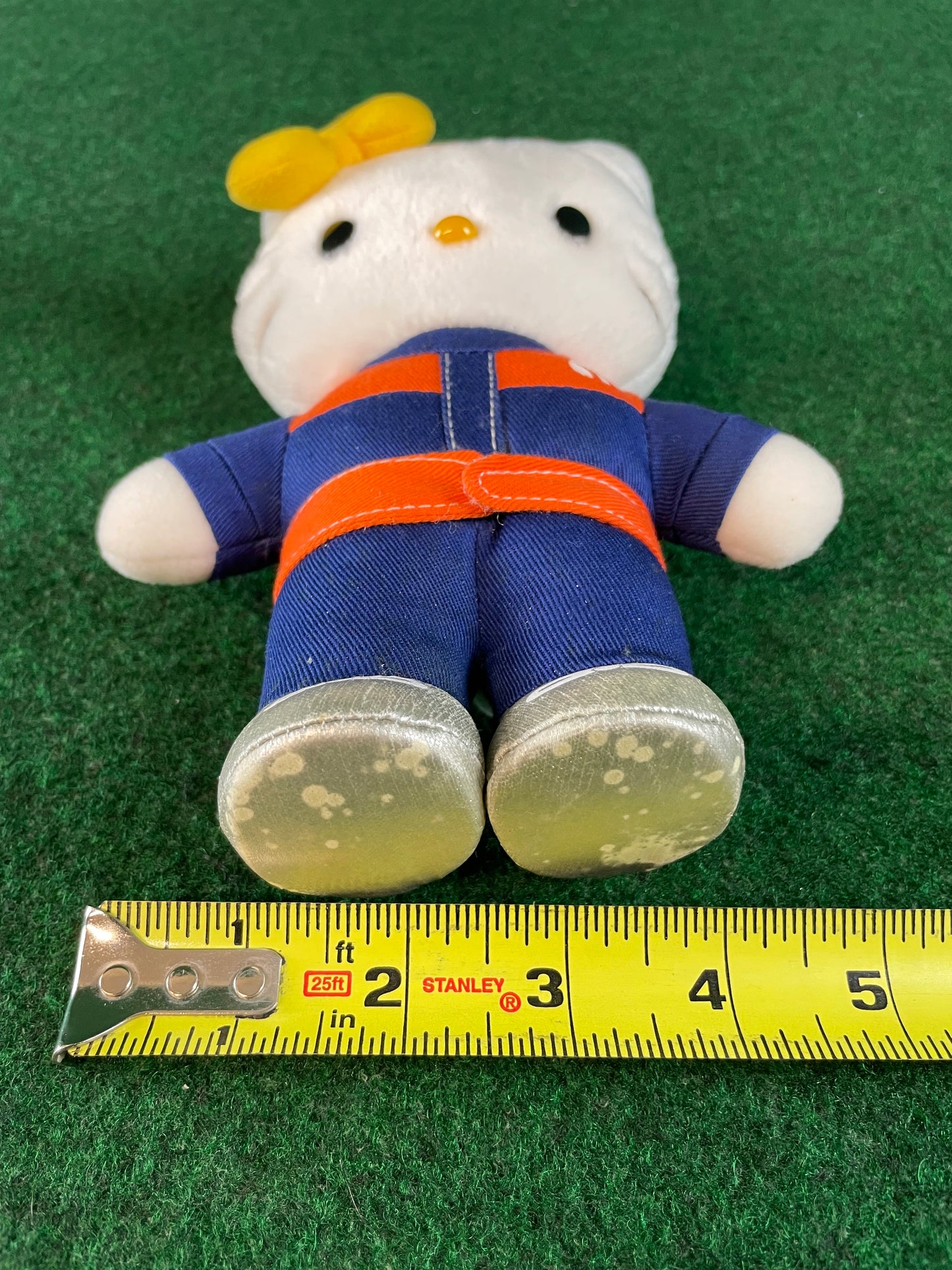 Hello Kitty x AUTOBACS Plush Doll