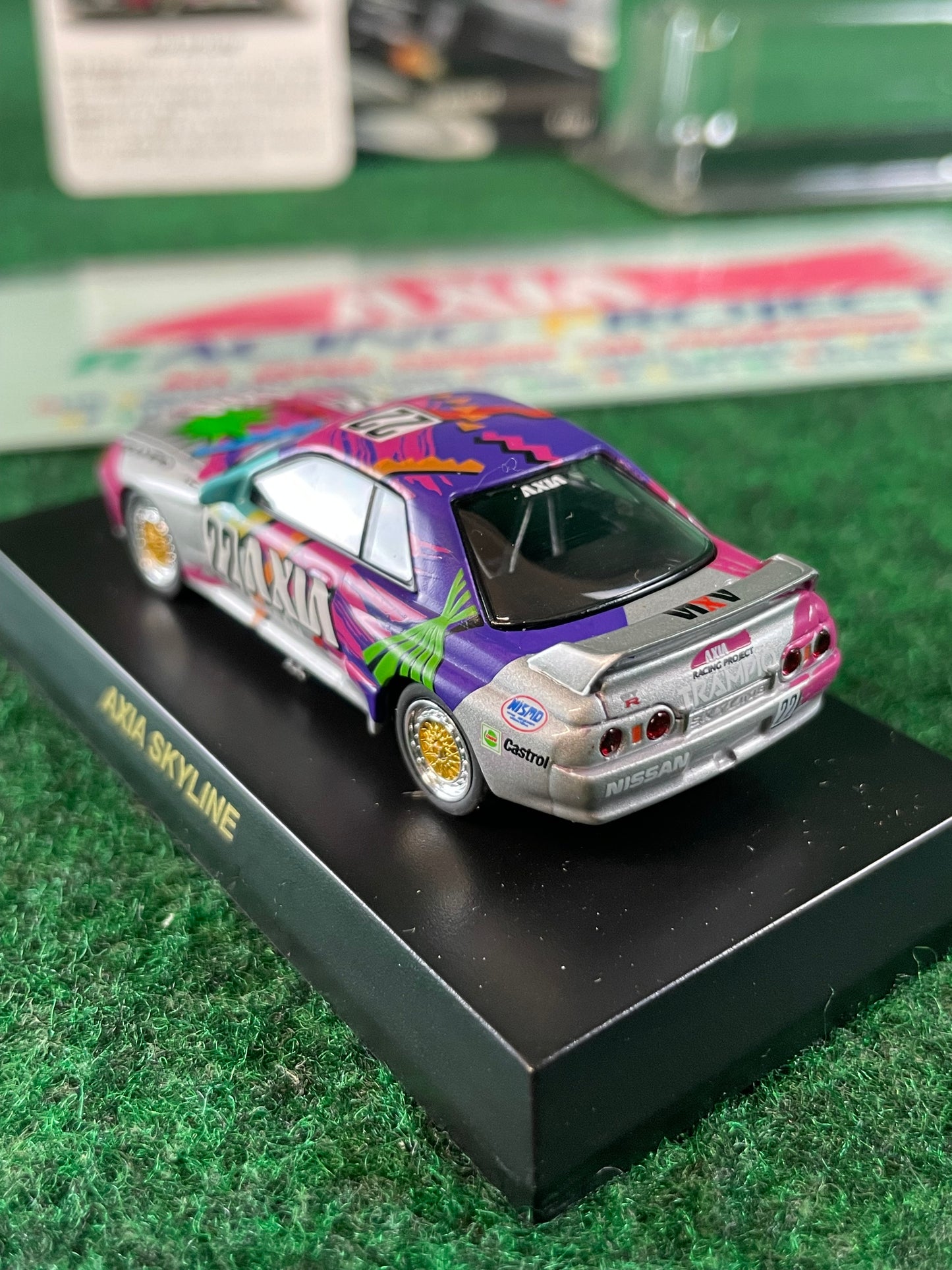 AXIA Group A Nissan Skyline R32 GT-R Vintage Sticker & 1/64 Scale Diecast Set
