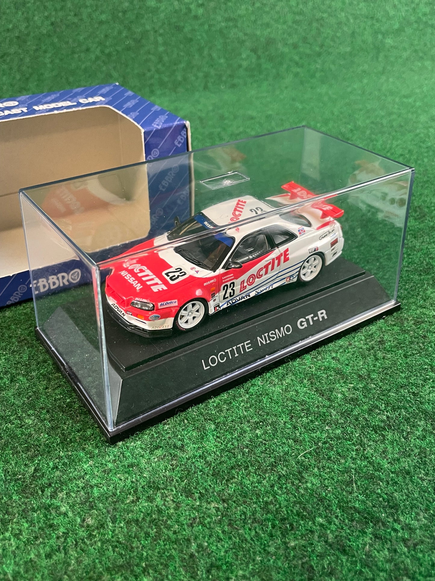 EBBRO - Super Taikyu Loctite Nismo Nissan Skyline R34 GT-R 1/43 Scale Diecast